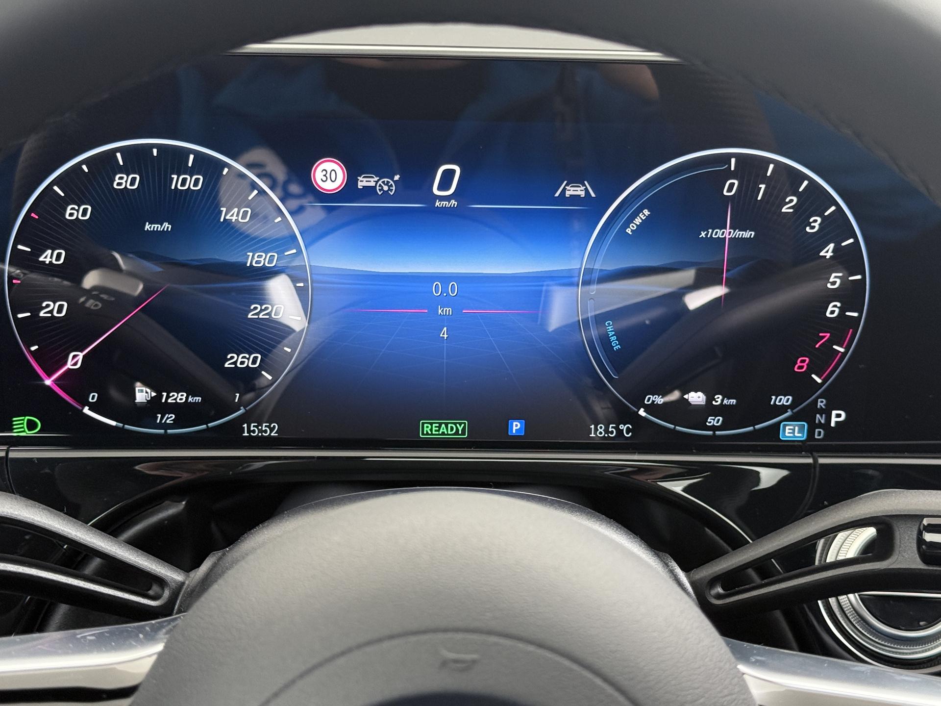 Mercedes-Benz E-Klasse 300 e Sport Edition 23