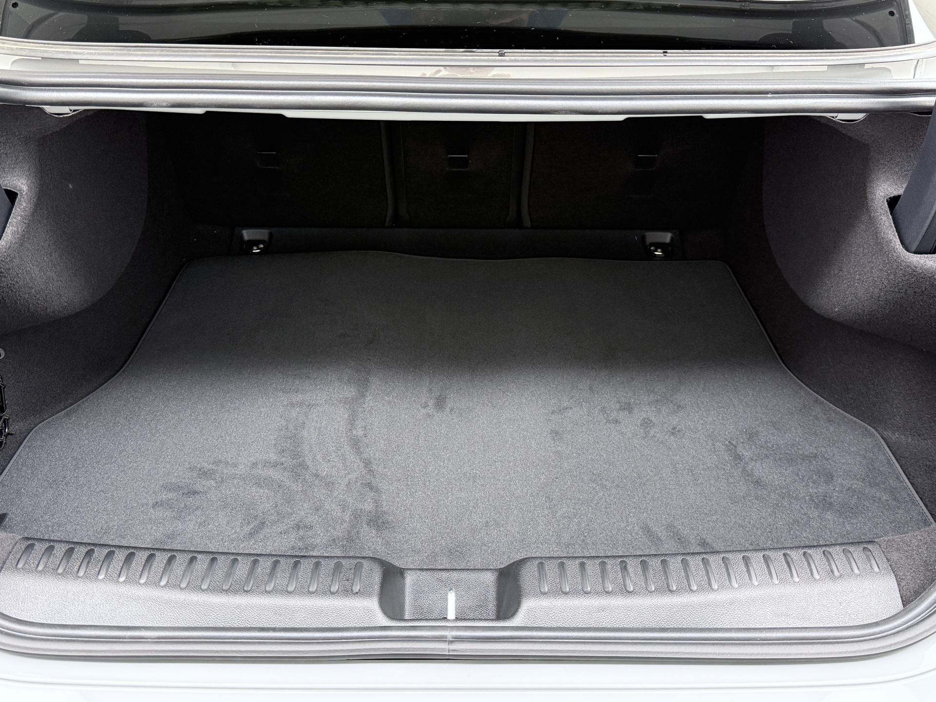 Mercedes-Benz CLA-Klasse 250+ Launch Edition 85 kWh Accu 12