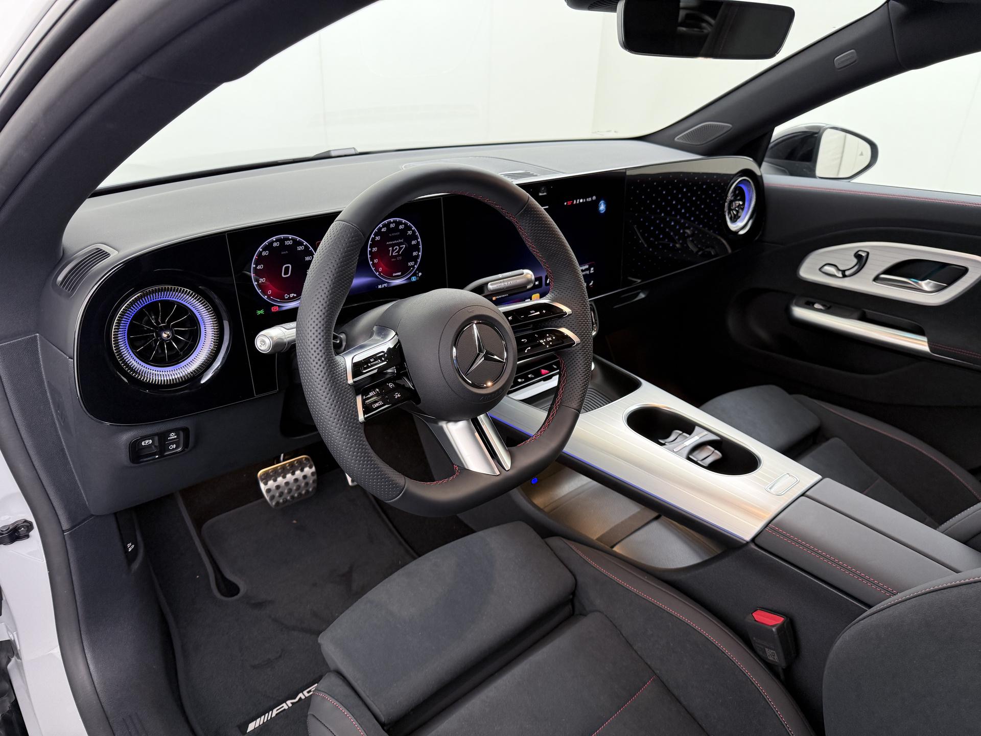 Mercedes-Benz CLA-Klasse 250+ Launch Edition 85 kWh Accu 16