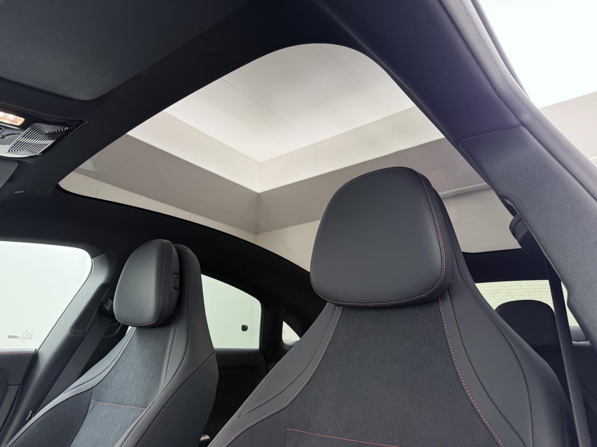 Mercedes-Benz CLA-Klasse 250+ Launch Edition 85 kWh Accu 19