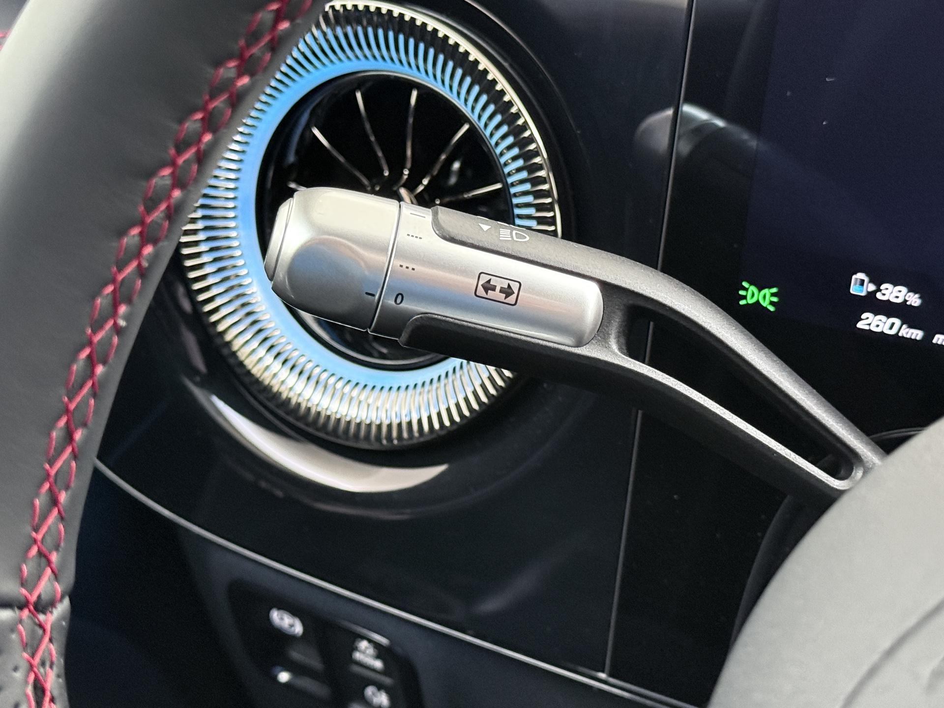 Mercedes-Benz CLA-Klasse 250+ Launch Edition 85 kWh Accu 28