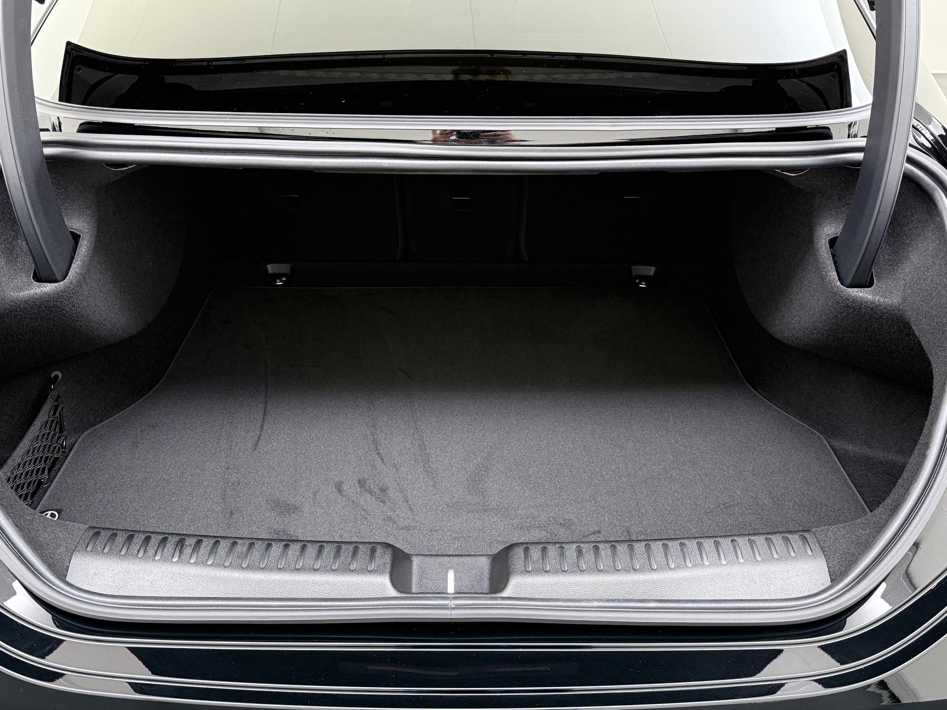 Mercedes-Benz CLA-Klasse 250+ Launch Edition 85 kWh Accu 13