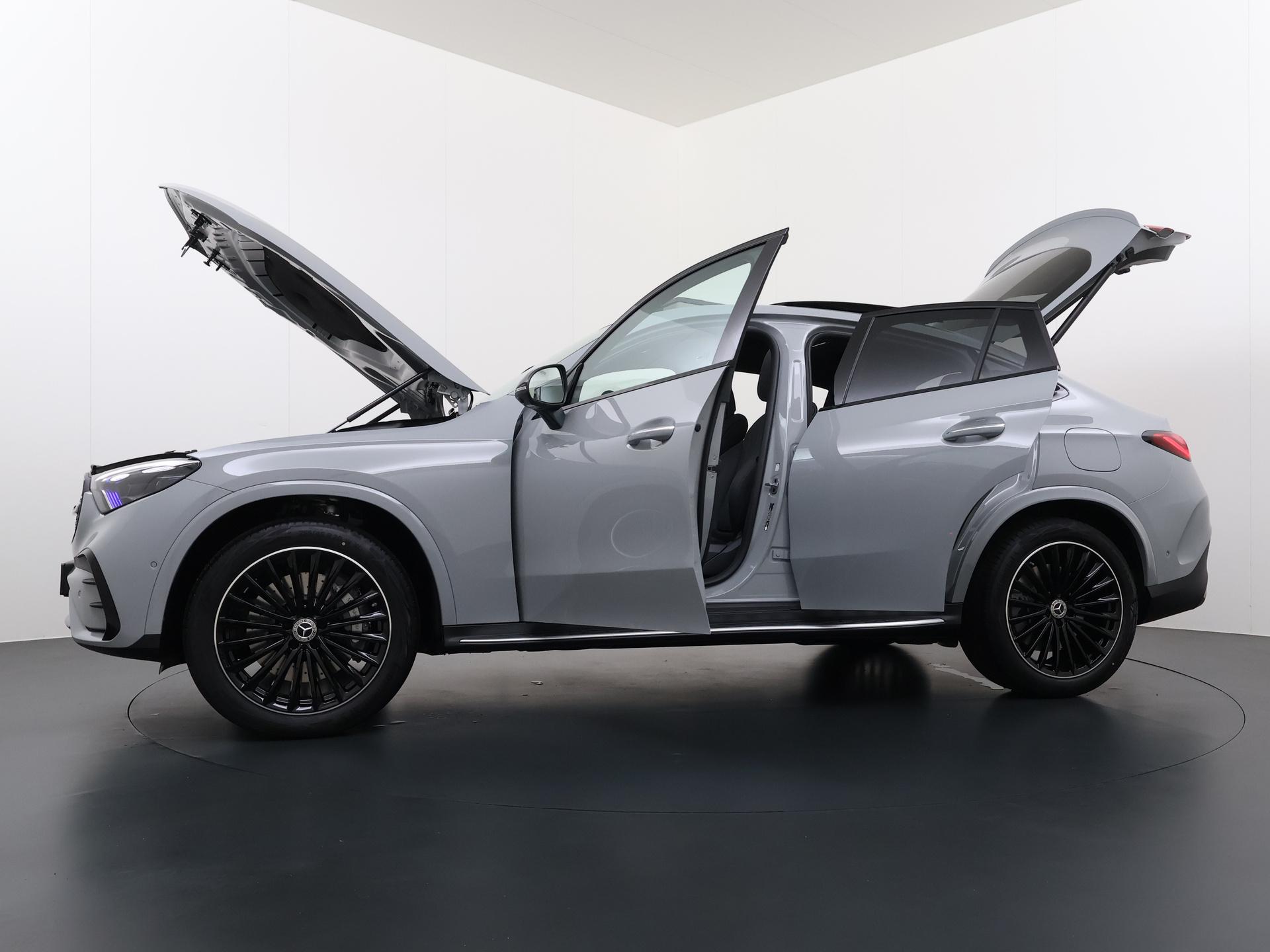 Mercedes-Benz GLC Coupé 300e 4MATIC Sport Edition 10