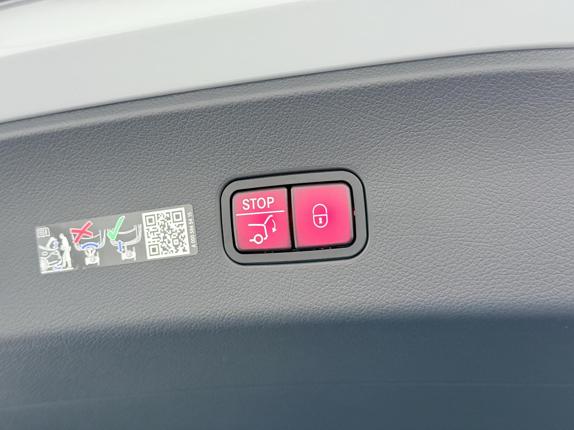 Mercedes-Benz GLC Coupé 300e 4MATIC Sport Edition 14