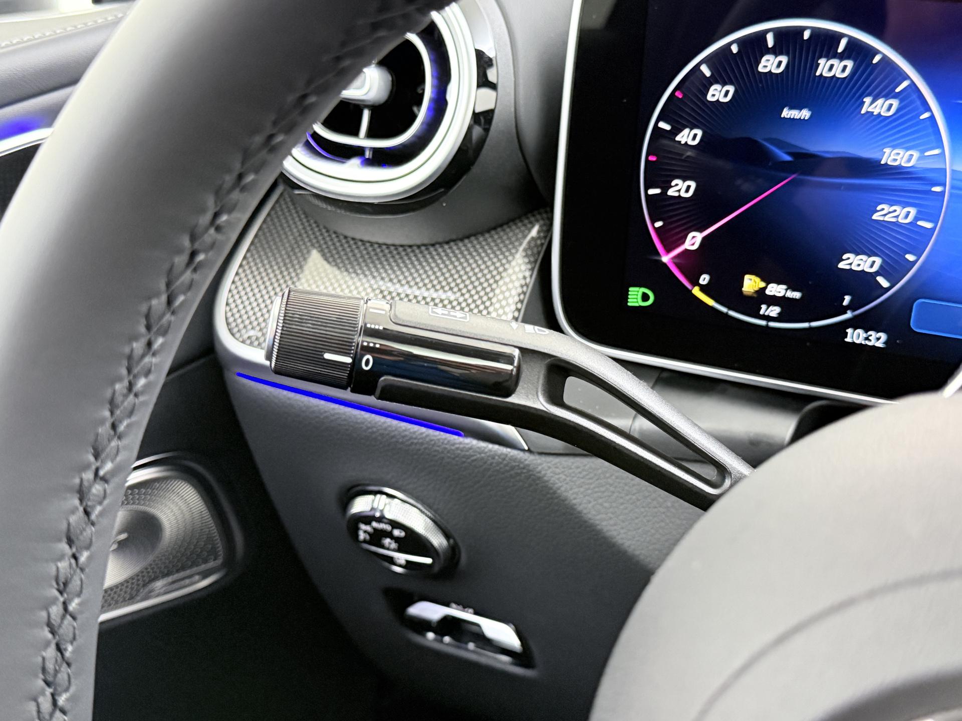 Mercedes-Benz GLC Coupé 300e 4MATIC Sport Edition 32