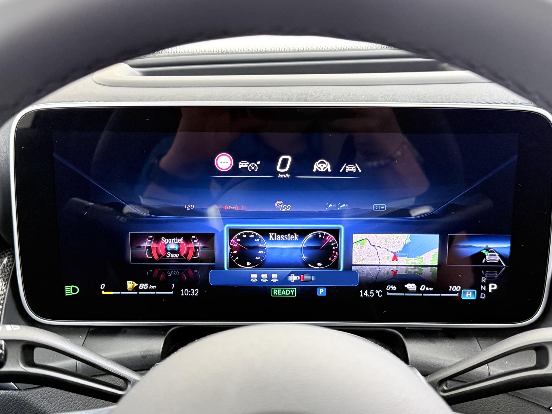 Mercedes-Benz GLC Coupé 300e 4MATIC Sport Edition 38