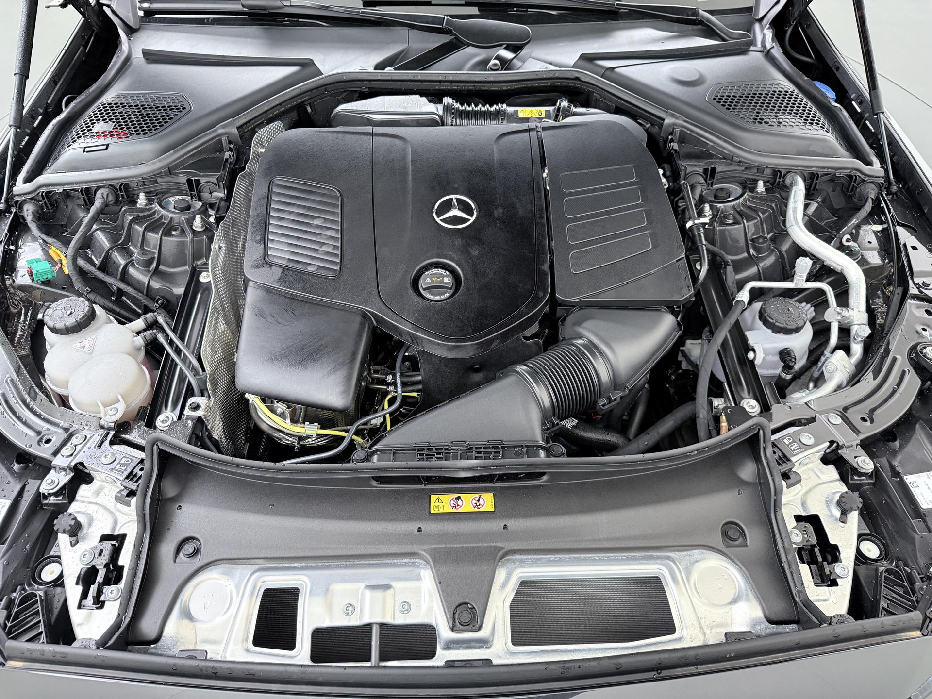 Mercedes-Benz E-Klasse 300 e Sport Edition 17