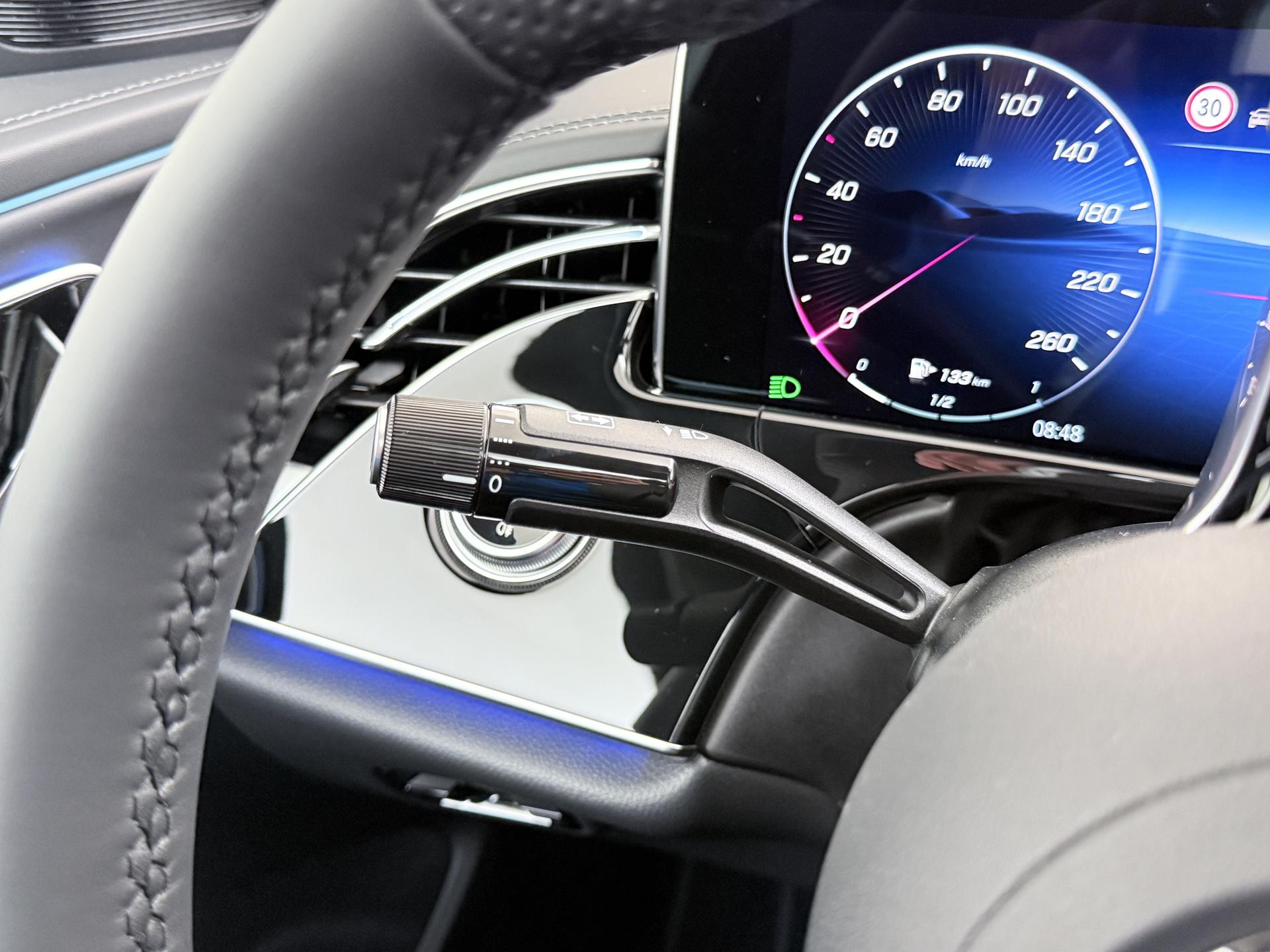 Mercedes-Benz E-Klasse 300 e Sport Edition 30