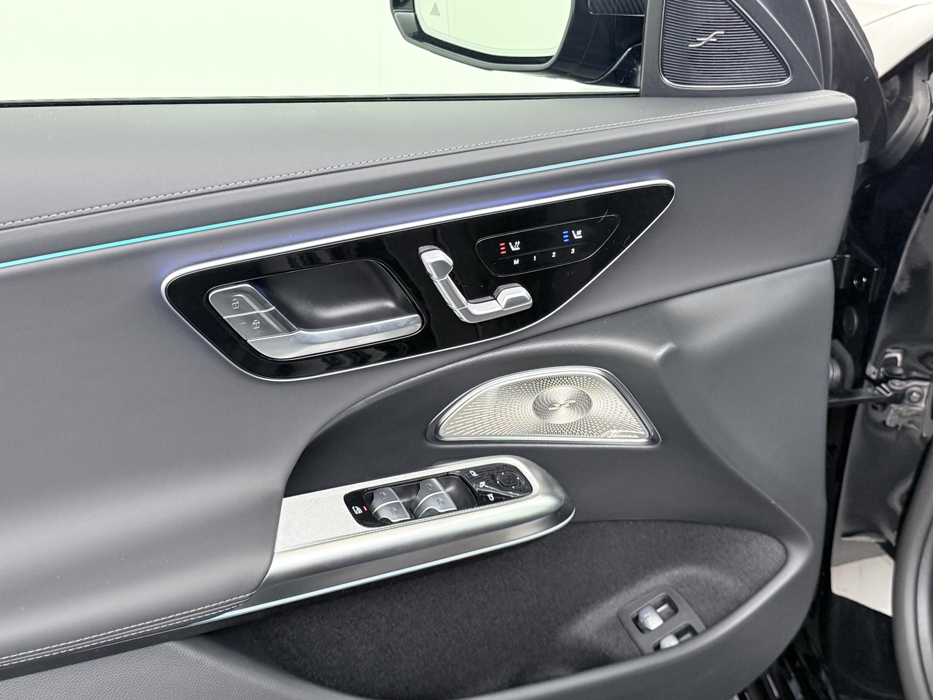 Mercedes-Benz E-Klasse AMG 53 4MATIC+ Night Edition 19