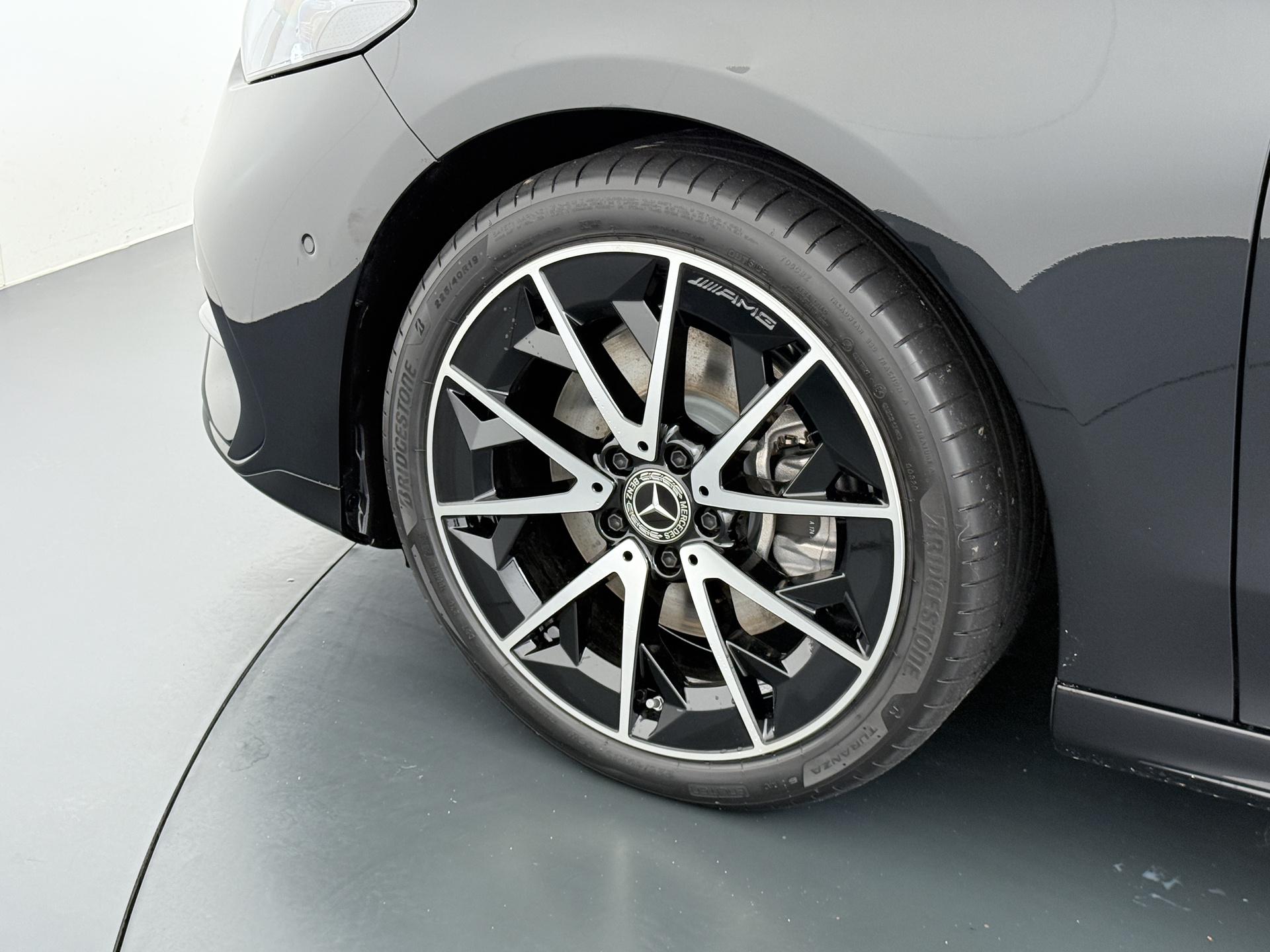 Mercedes-Benz CLA-Klasse 250+ Launch Edition 85 kWh Accu 13