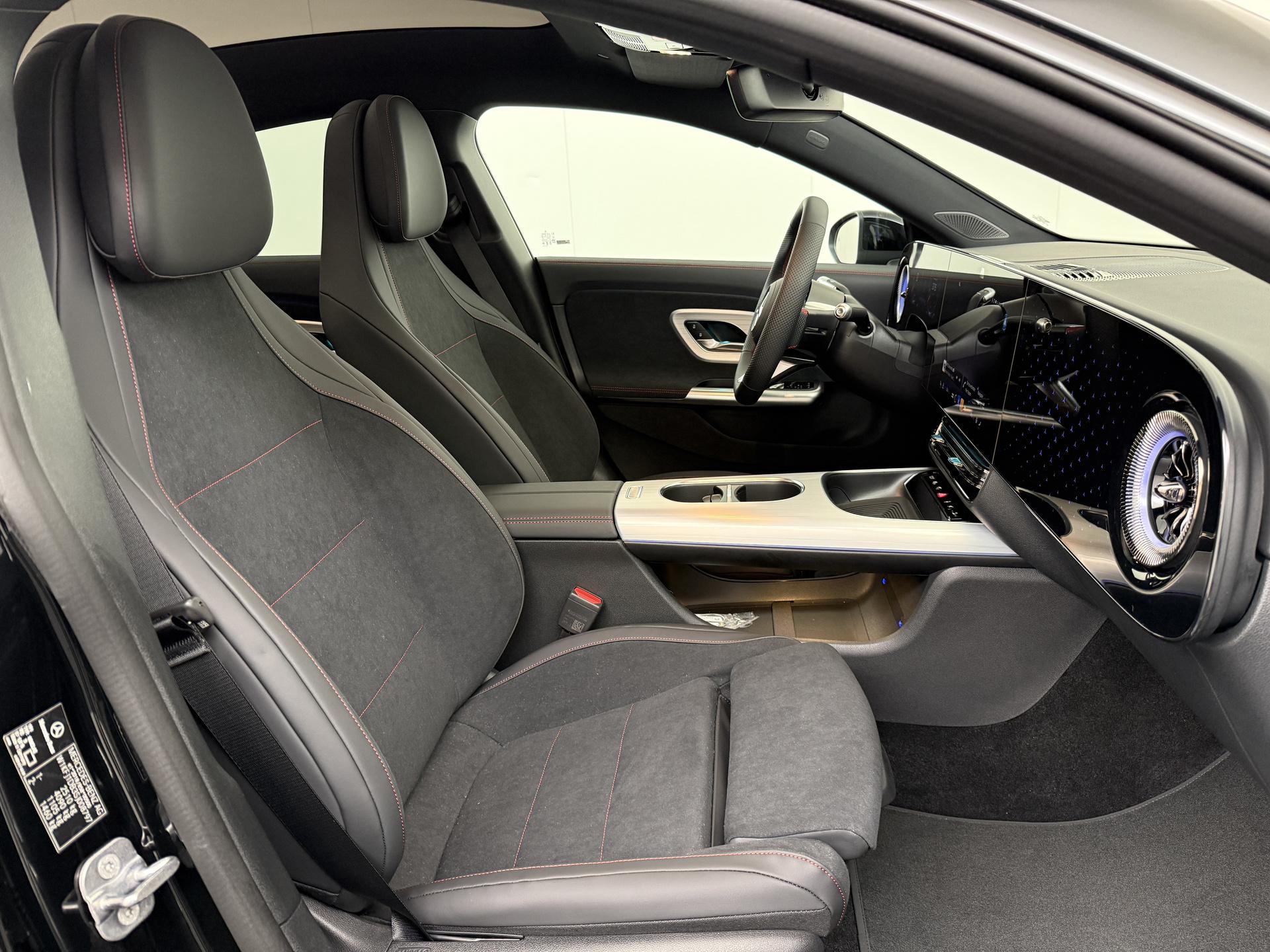 Mercedes-Benz CLA-Klasse 250+ Launch Edition 85 kWh Accu 41