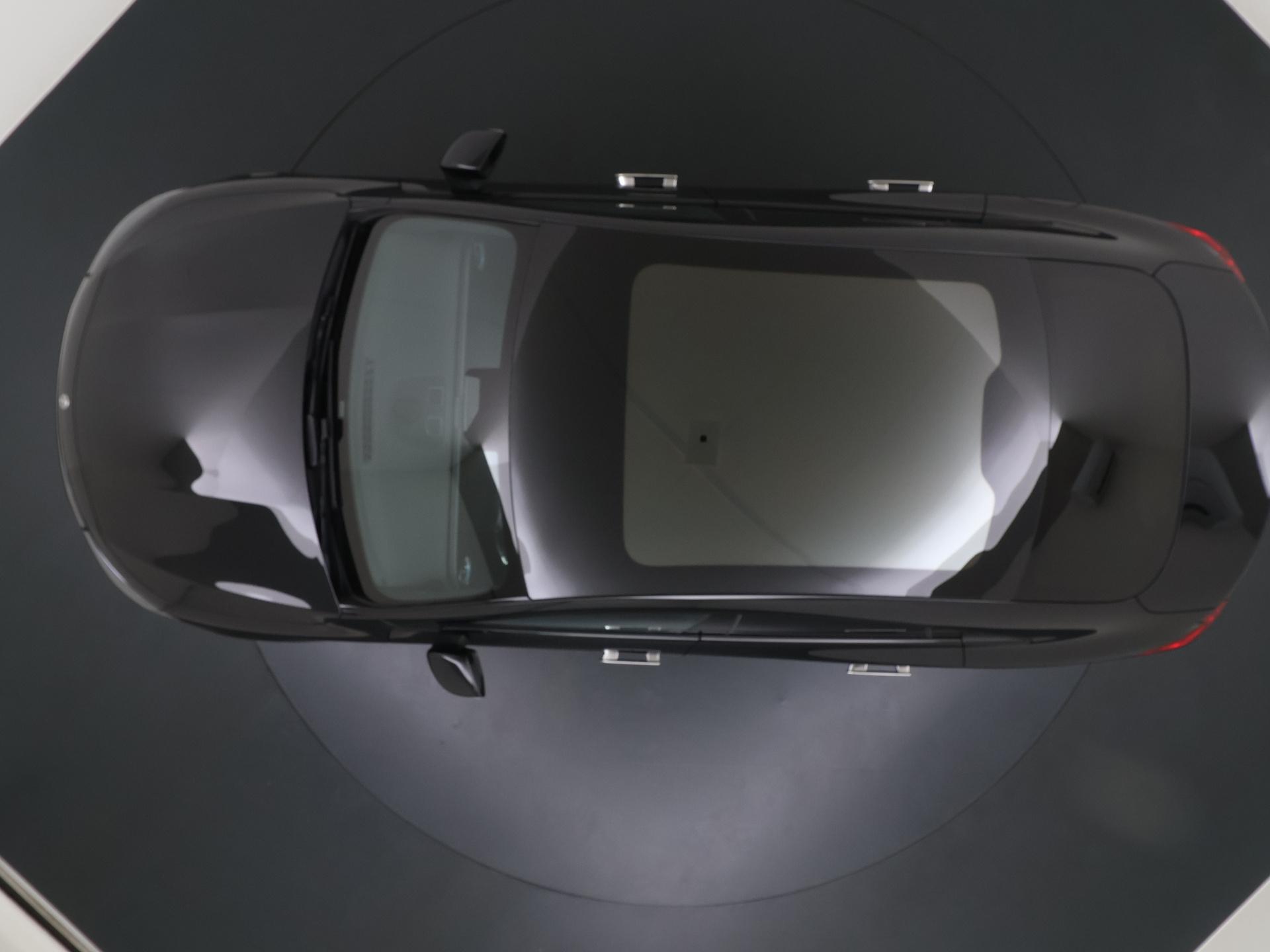 Mercedes-Benz CLA-Klasse 250+ Launch Edition 85 kWh Accu 8