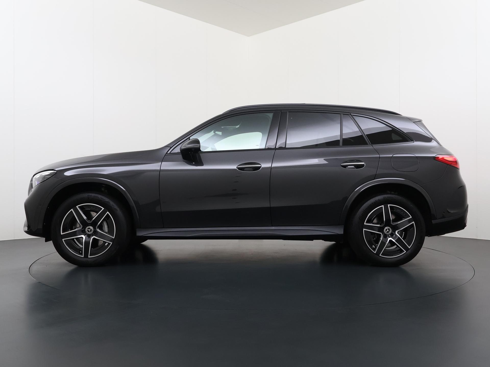 Mercedes-Benz GLC 400e 4MATIC AMG Line 1