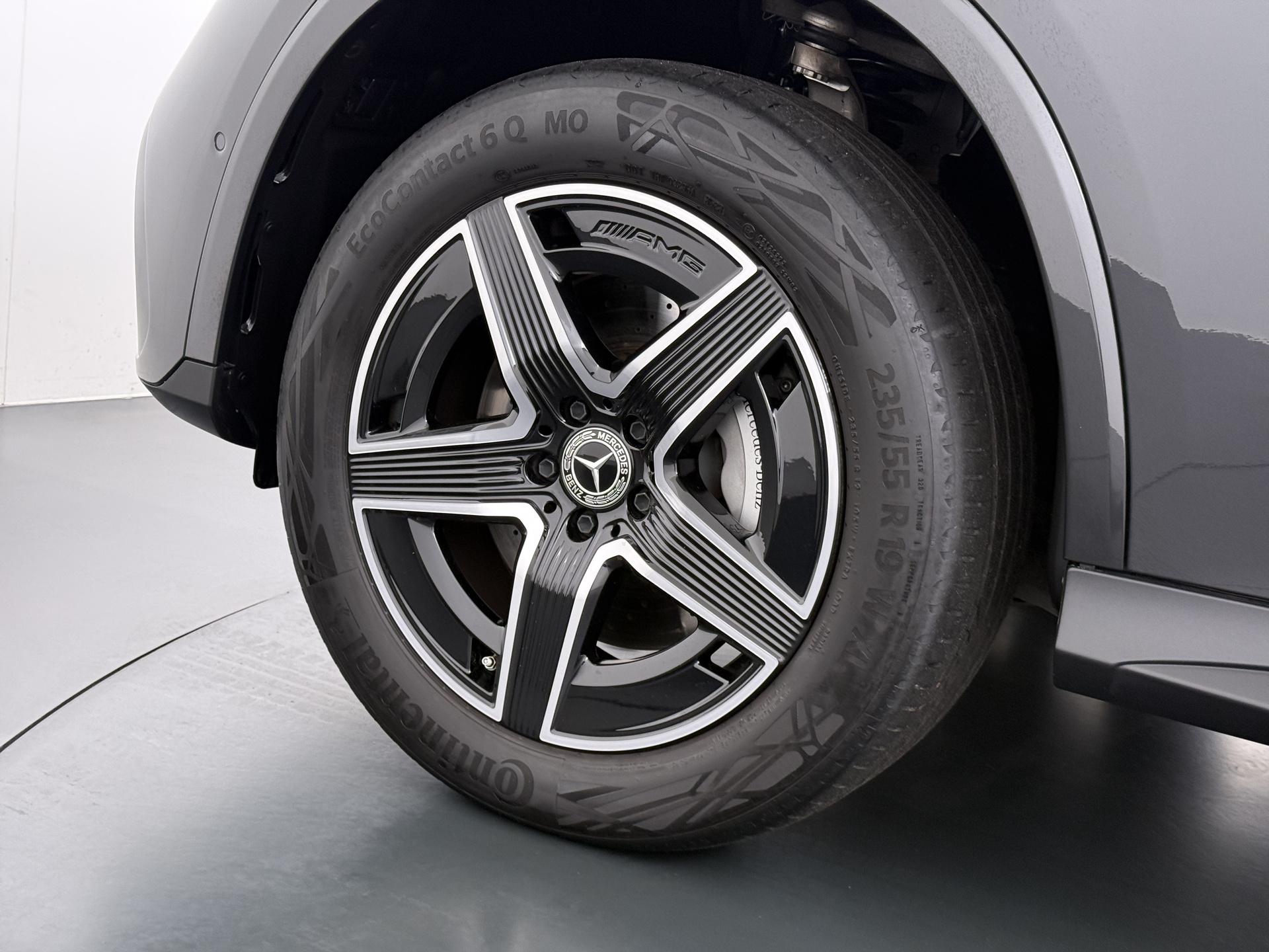 Mercedes-Benz GLC 400e 4MATIC AMG Line 15