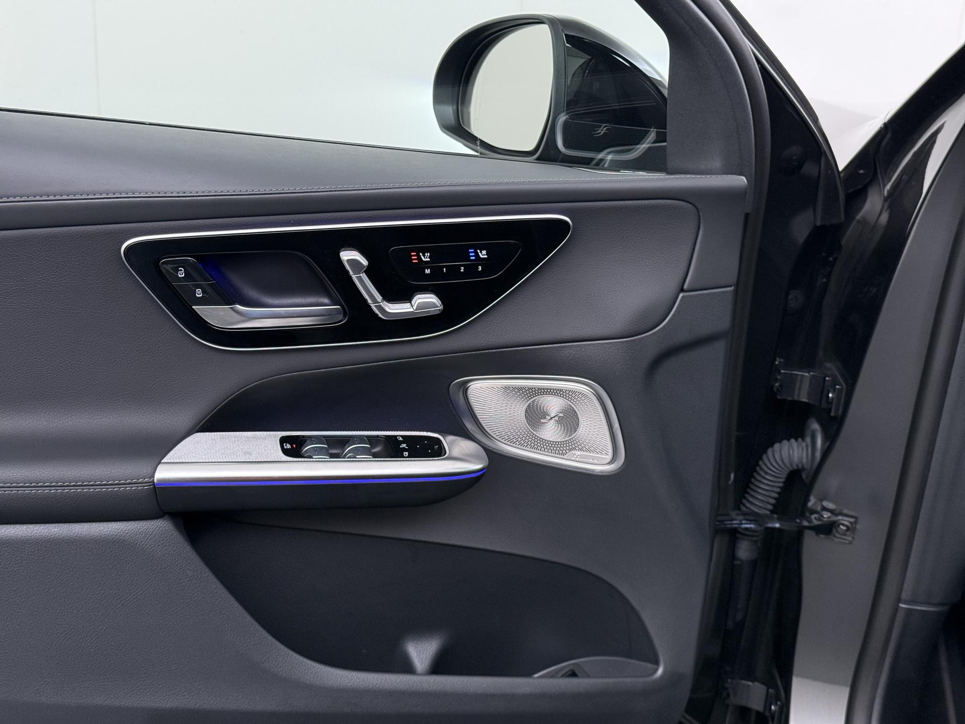 Mercedes-Benz GLC 400e 4MATIC AMG Line 19