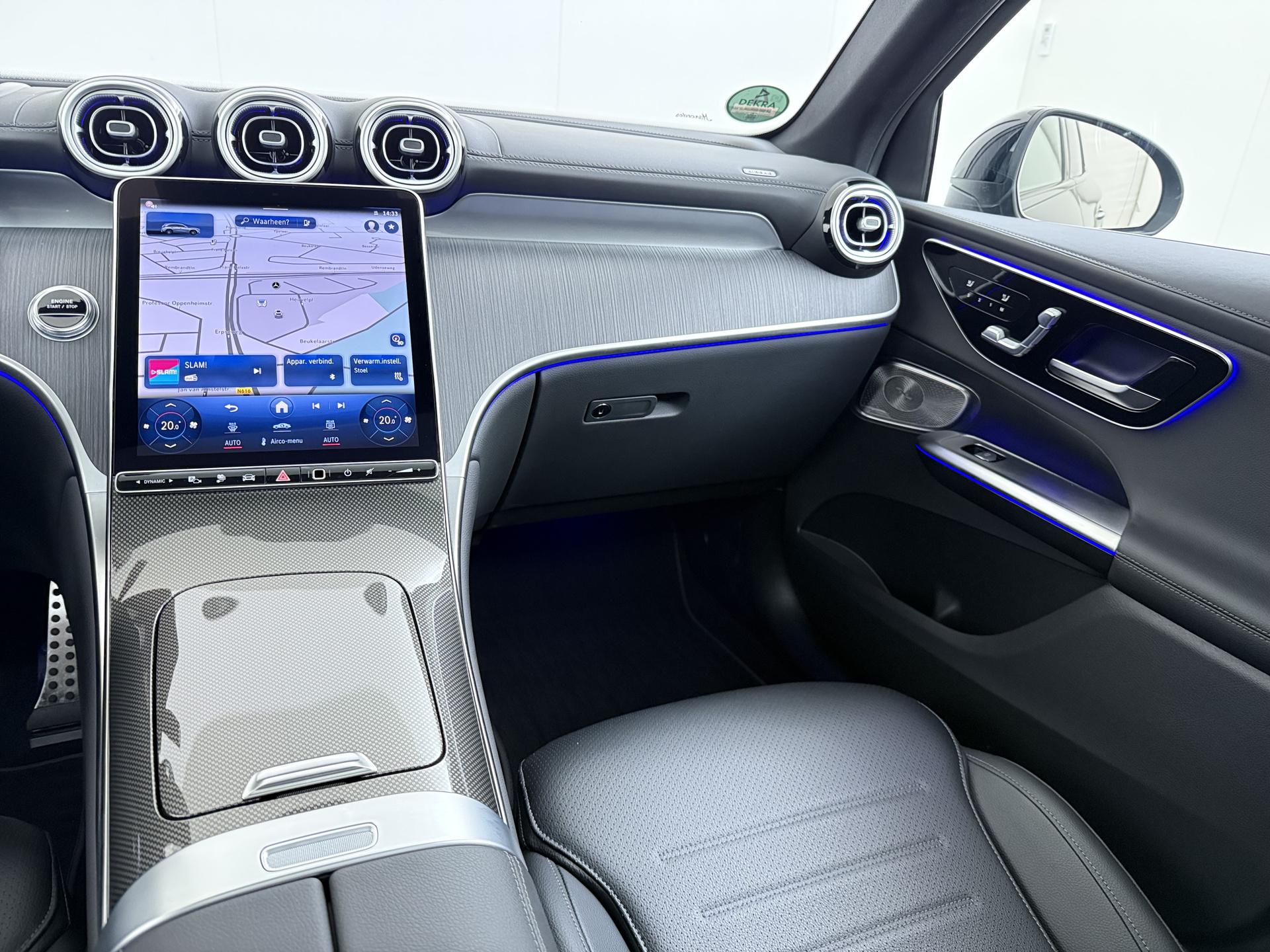 Mercedes-Benz GLC 400e 4MATIC AMG Line 31