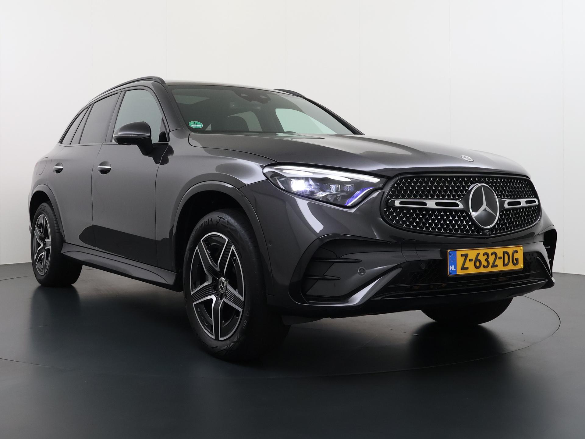 Mercedes-Benz GLC 400e 4MATIC AMG Line 6