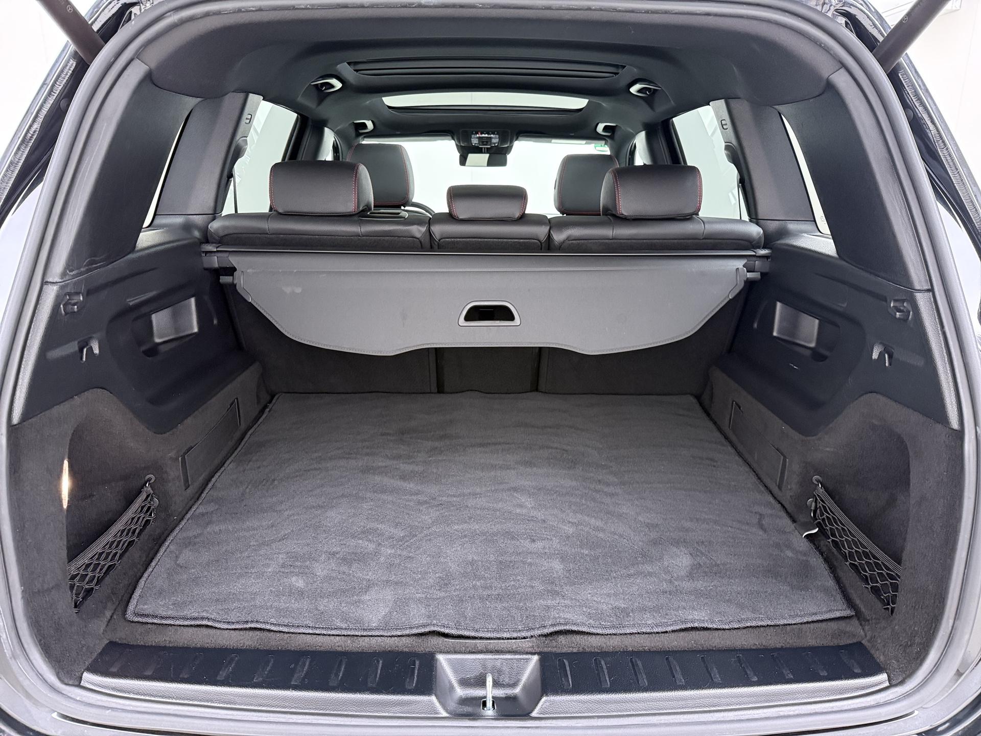 Mercedes-Benz GLB 200 AMG Business Solution 17