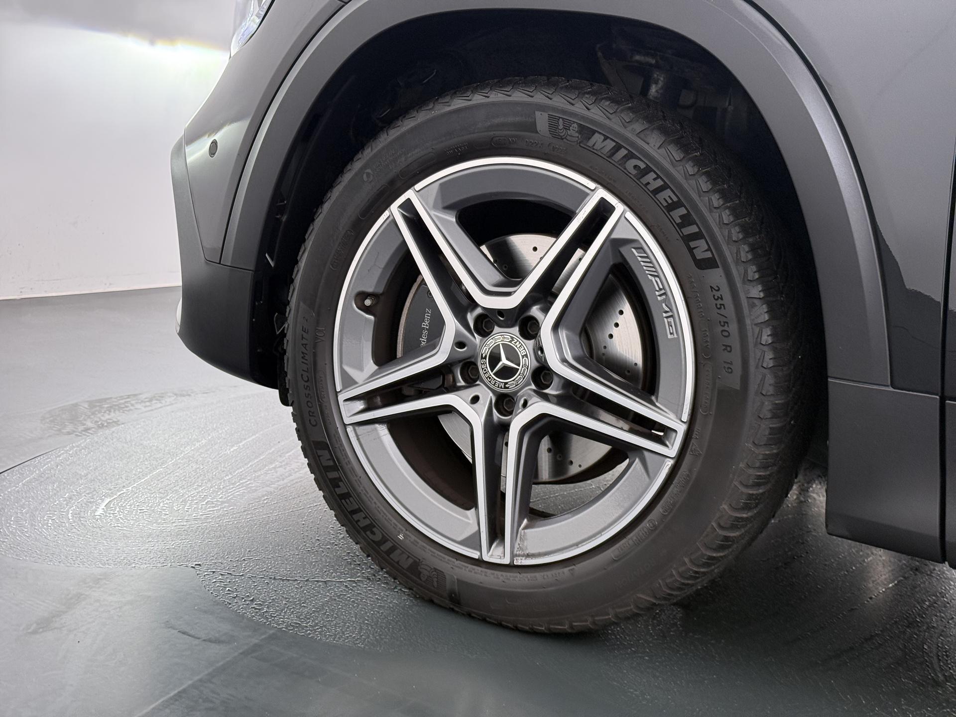 Mercedes-Benz GLB 200 AMG Business Solution 20