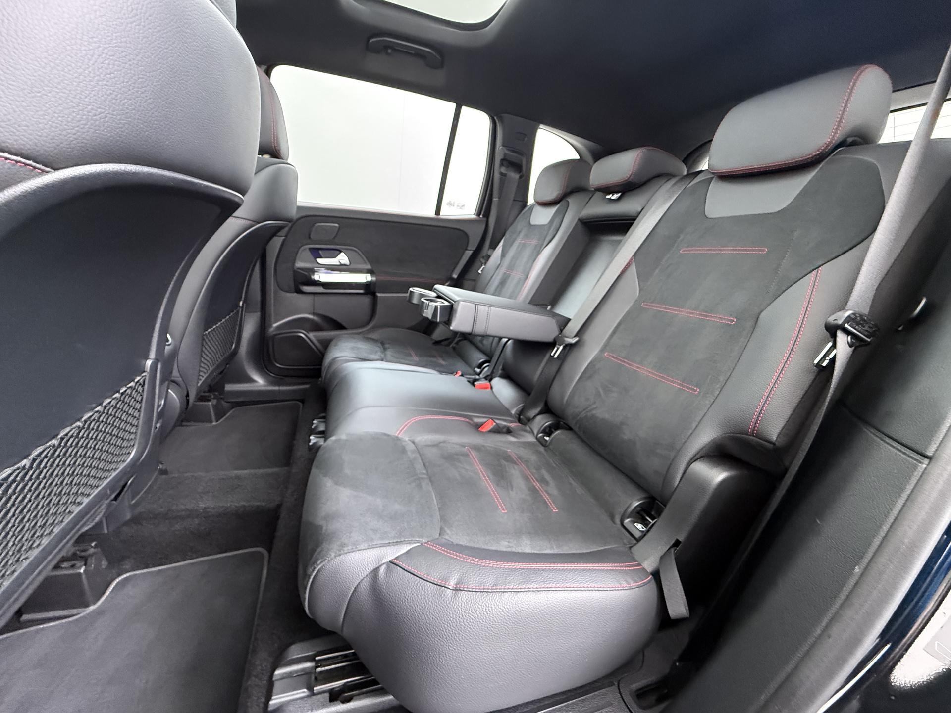 Mercedes-Benz GLB 200 AMG Business Solution 28