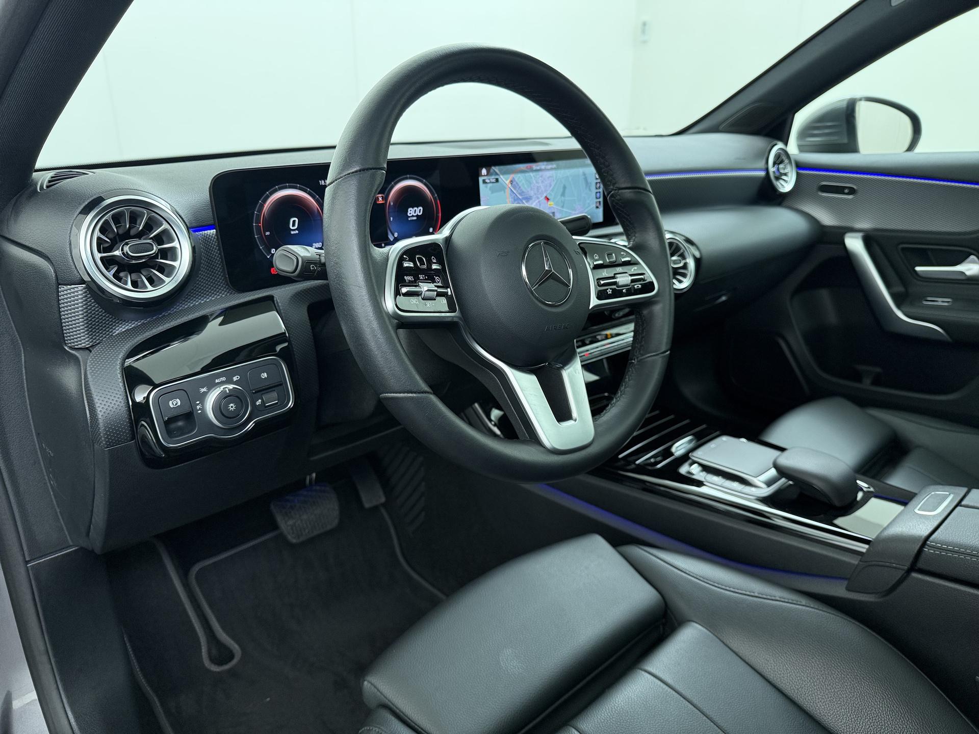 Mercedes-Benz A-Klasse 180 Business Solution Luxury 11