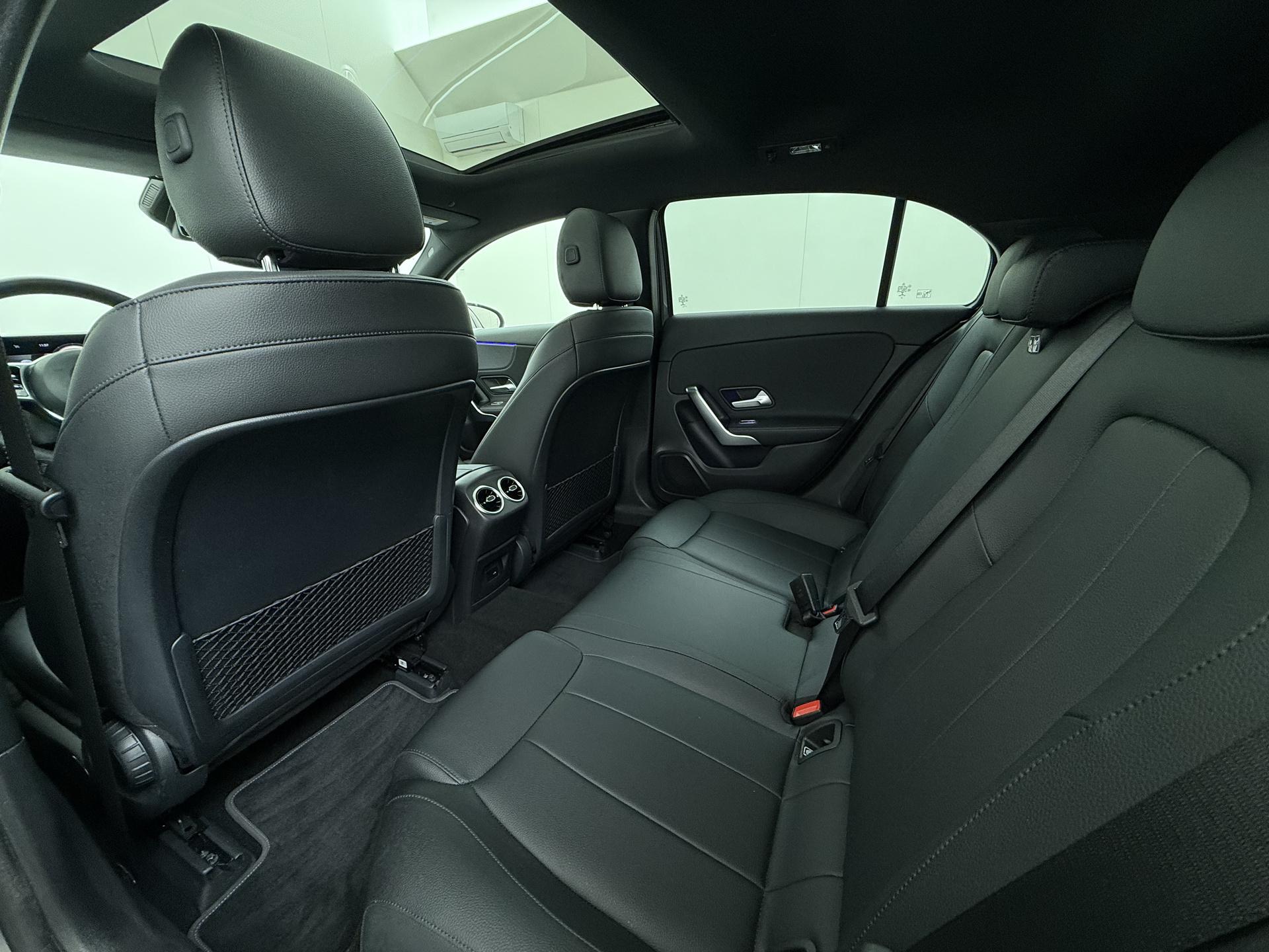 Mercedes-Benz A-Klasse 180 Business Solution Luxury 16