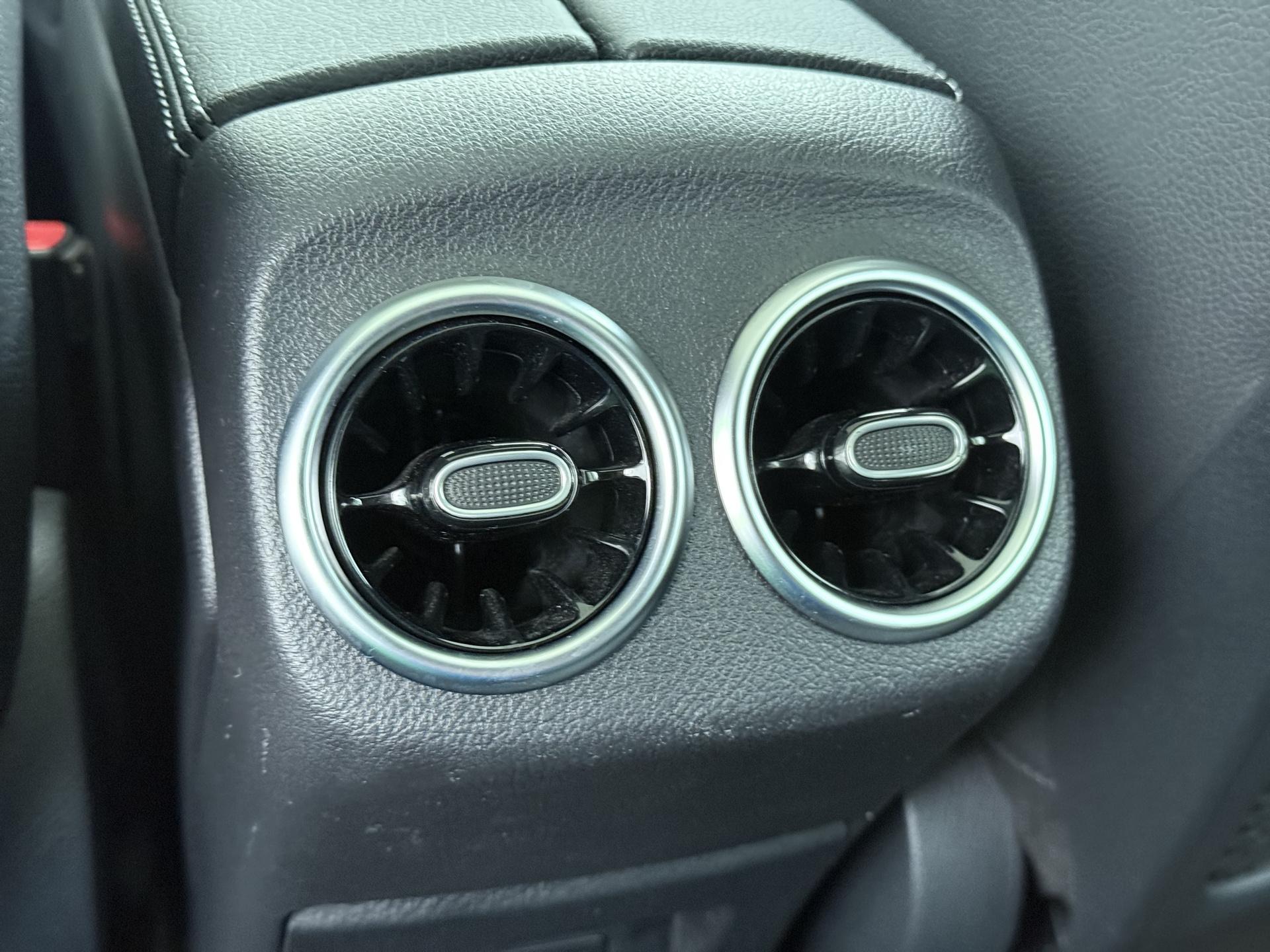 Mercedes-Benz A-Klasse 180 Business Solution Luxury 18