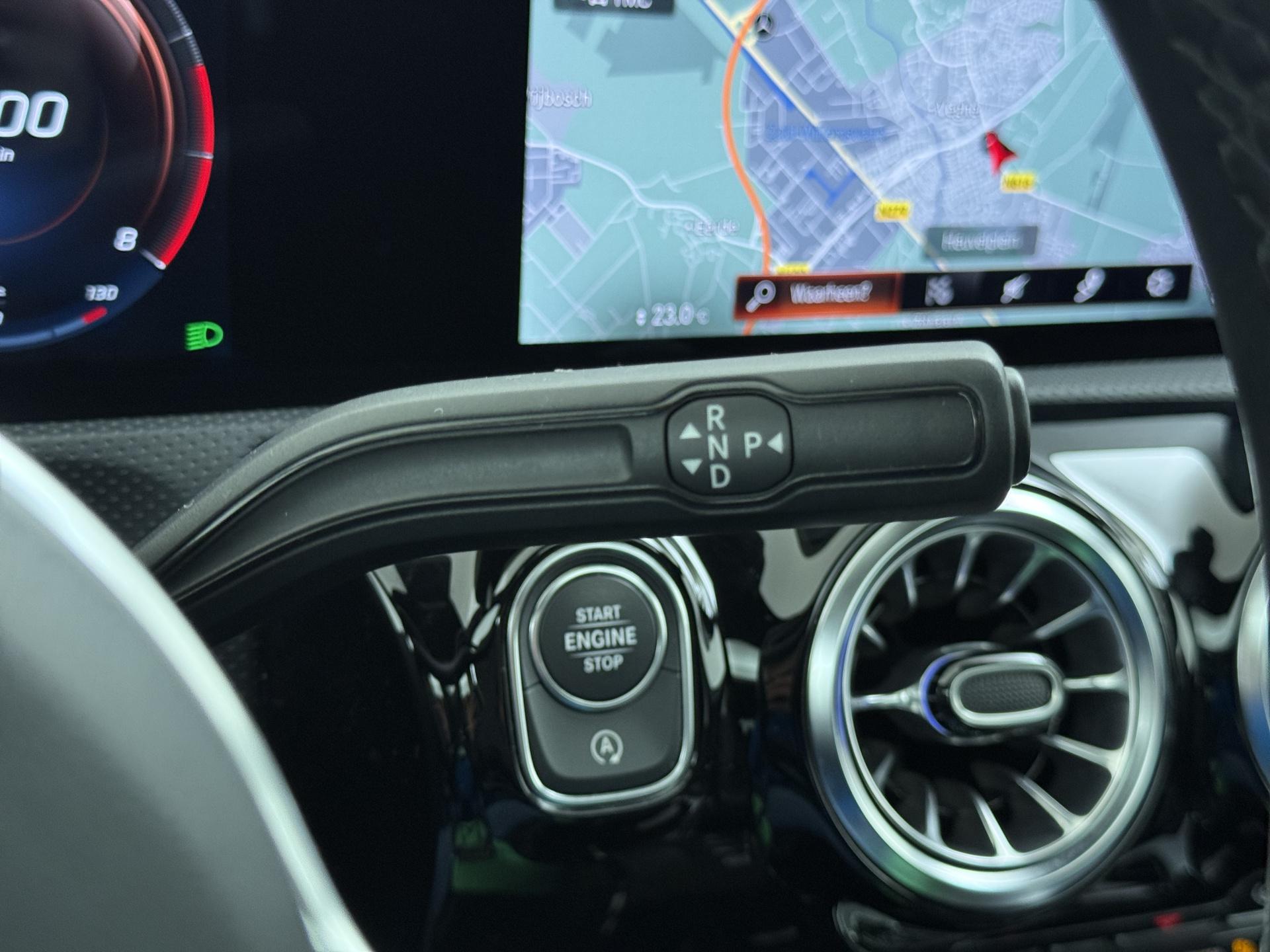 Mercedes-Benz A-Klasse 180 Business Solution Luxury 23