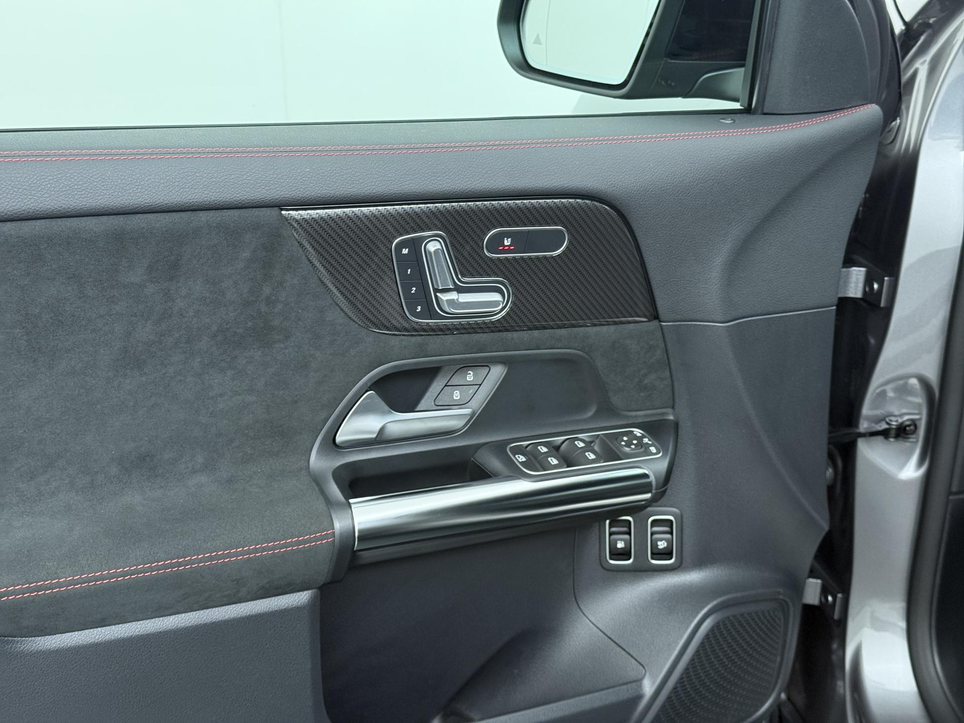 Mercedes-Benz GLA 250 e AMG Line 20