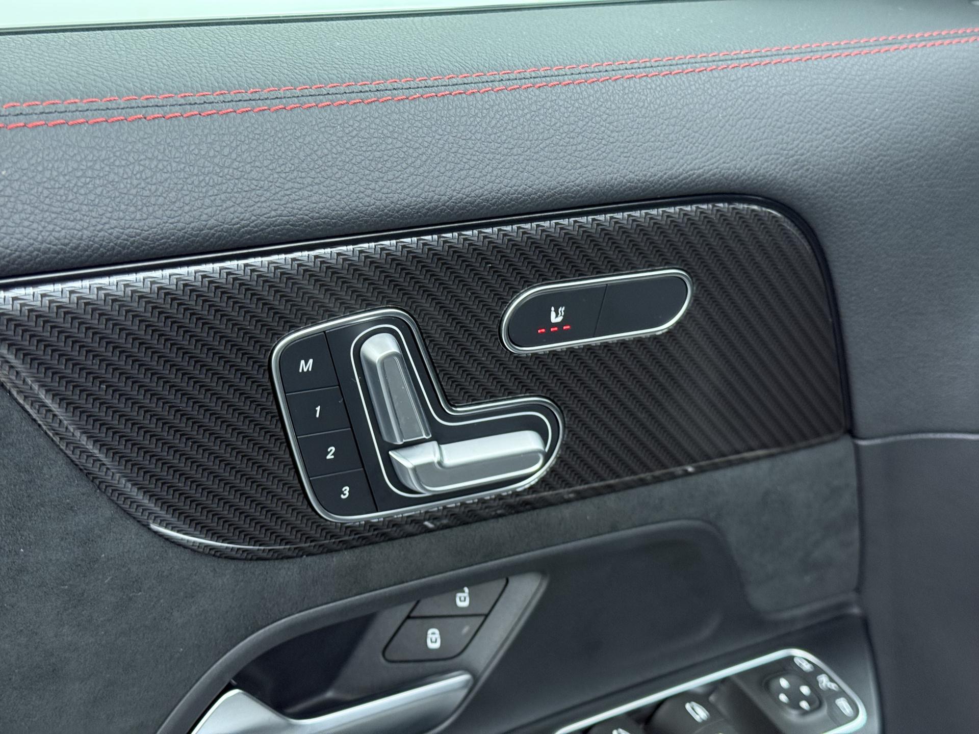 Mercedes-Benz GLA 250 e AMG Line 23