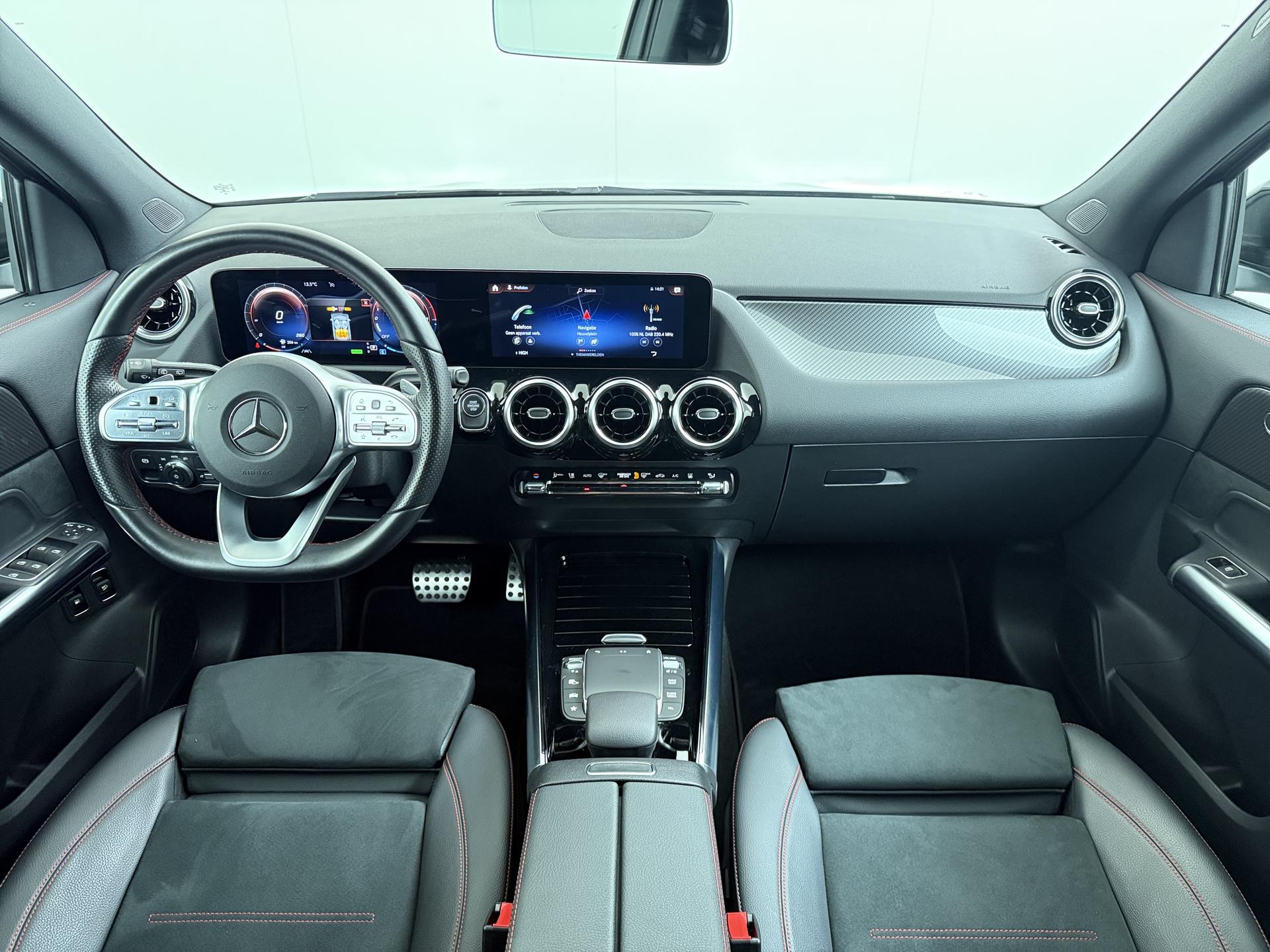 Mercedes-Benz GLA 250 e AMG Line 26