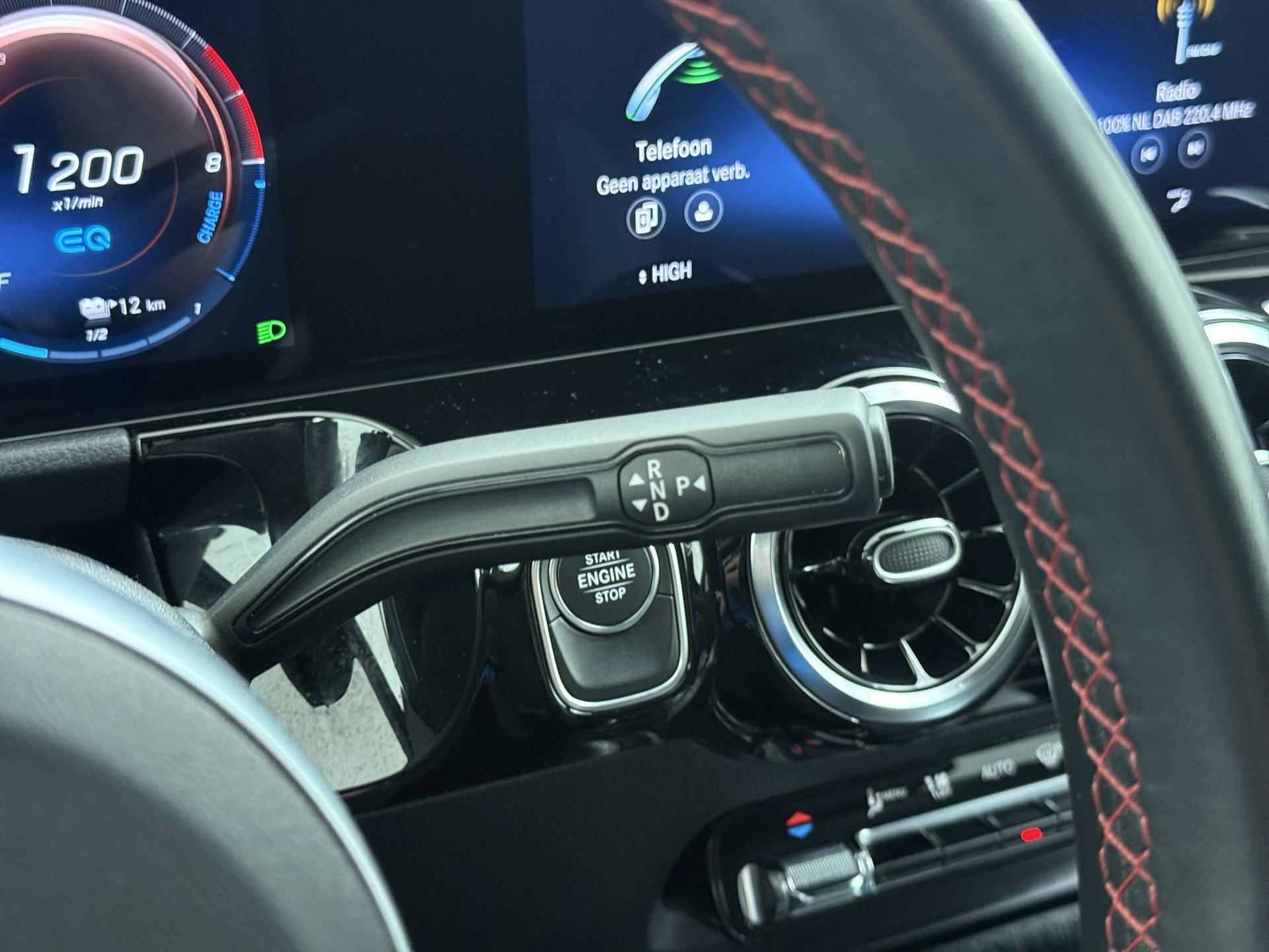 Mercedes-Benz GLA 250 e AMG Line 31