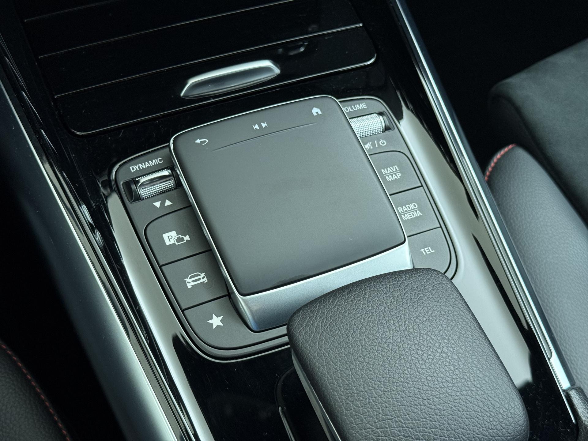 Mercedes-Benz GLA 250 e AMG Line 45