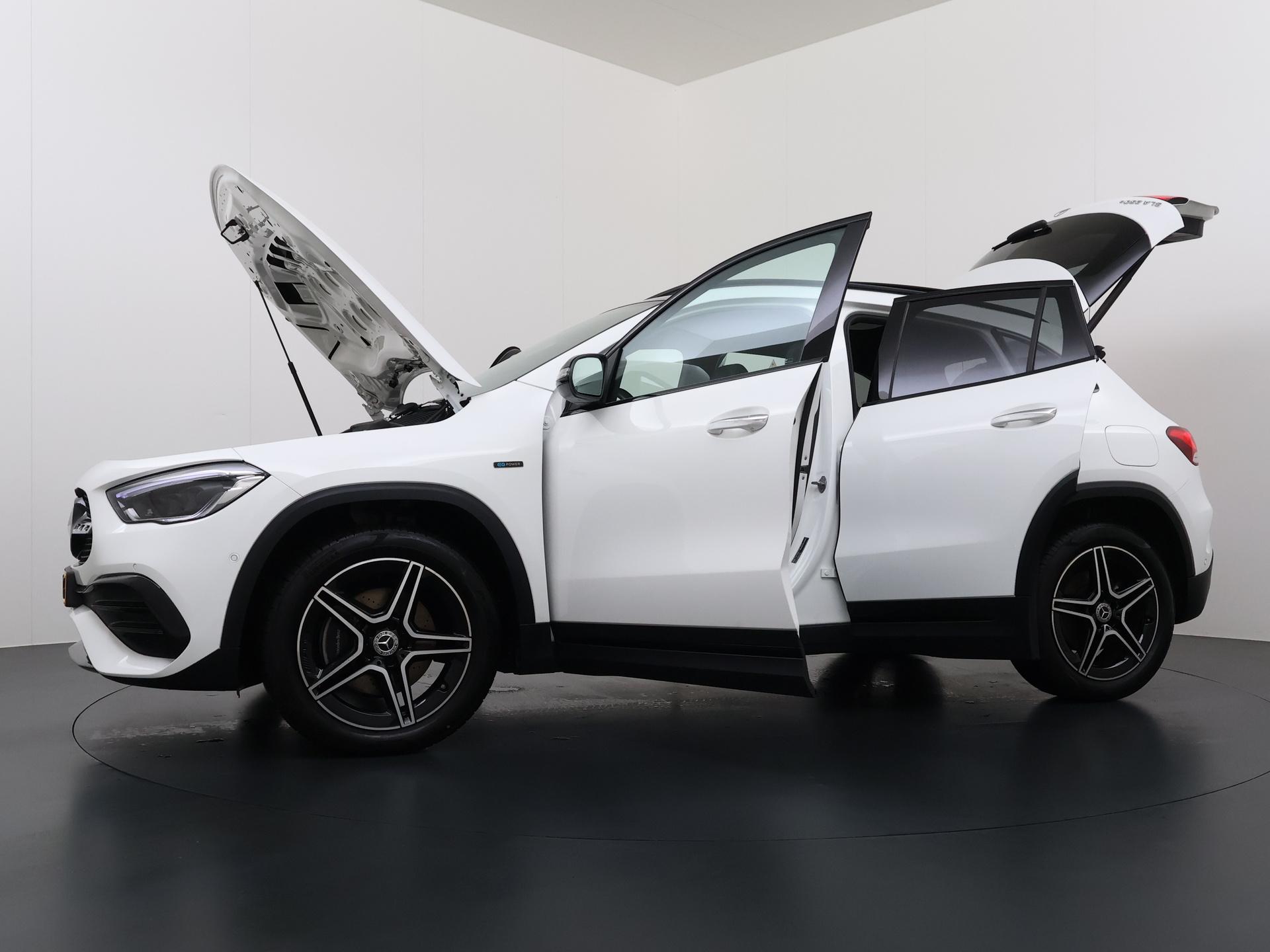 Mercedes-Benz GLA 250 e AMG Business Solution Limited 10