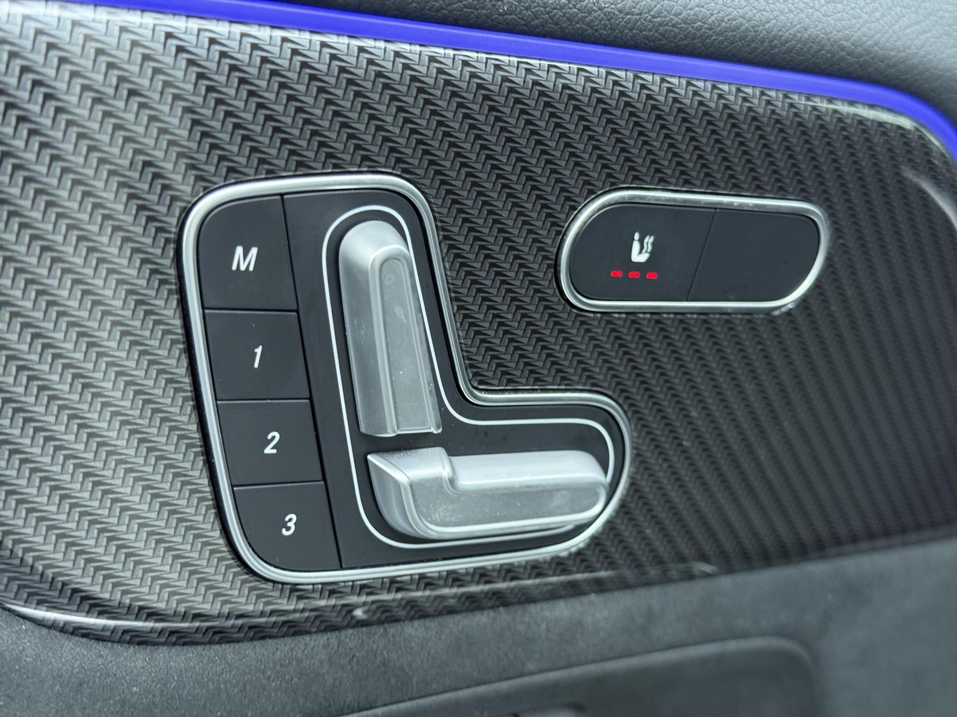 Mercedes-Benz GLA 250 e AMG Business Solution Limited 22