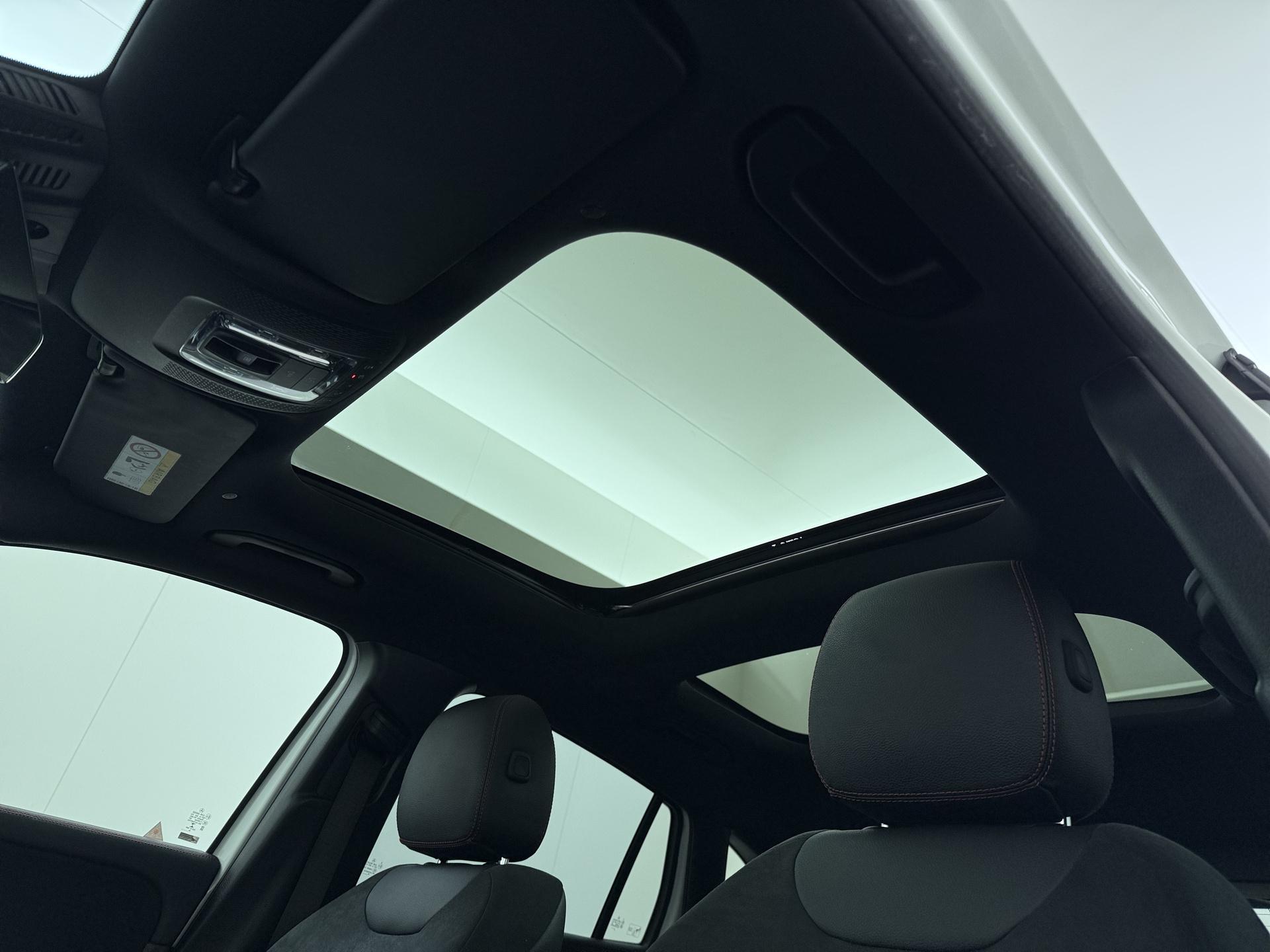 Mercedes-Benz GLA 250 e AMG Business Solution Limited 24