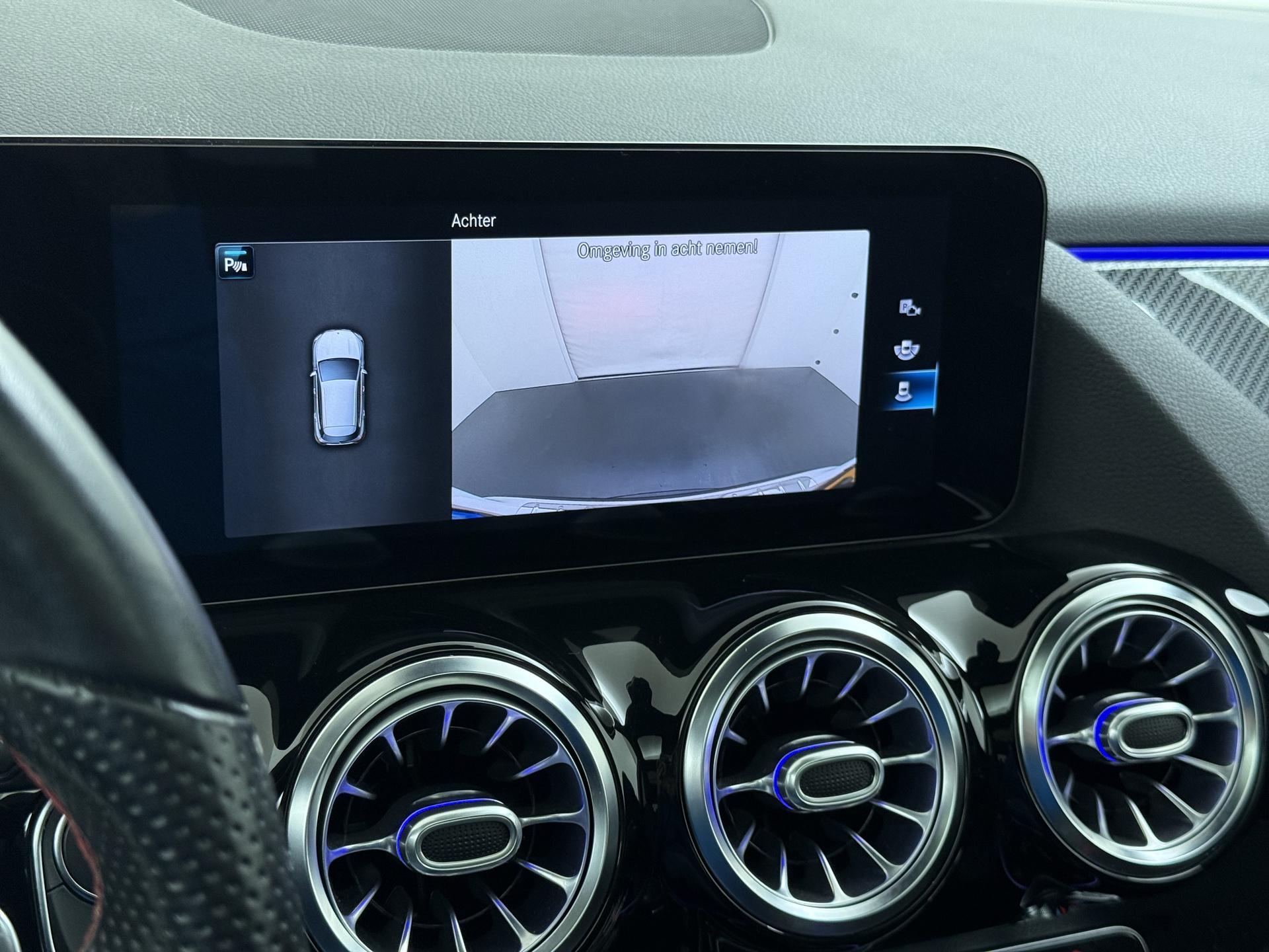 Mercedes-Benz GLA 250 e AMG Business Solution Limited 44