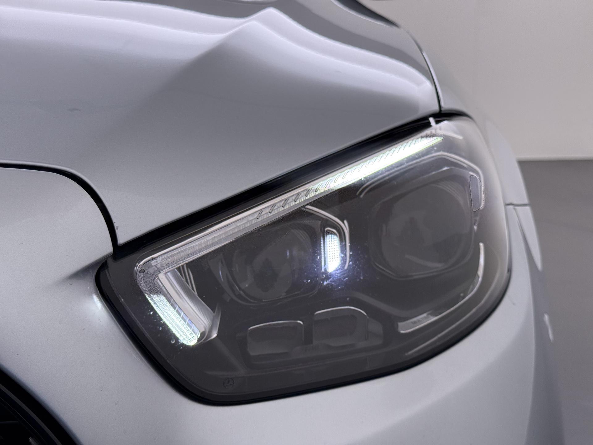 Mercedes-Benz E-Klasse Estate 200 AMG Business Solution 21