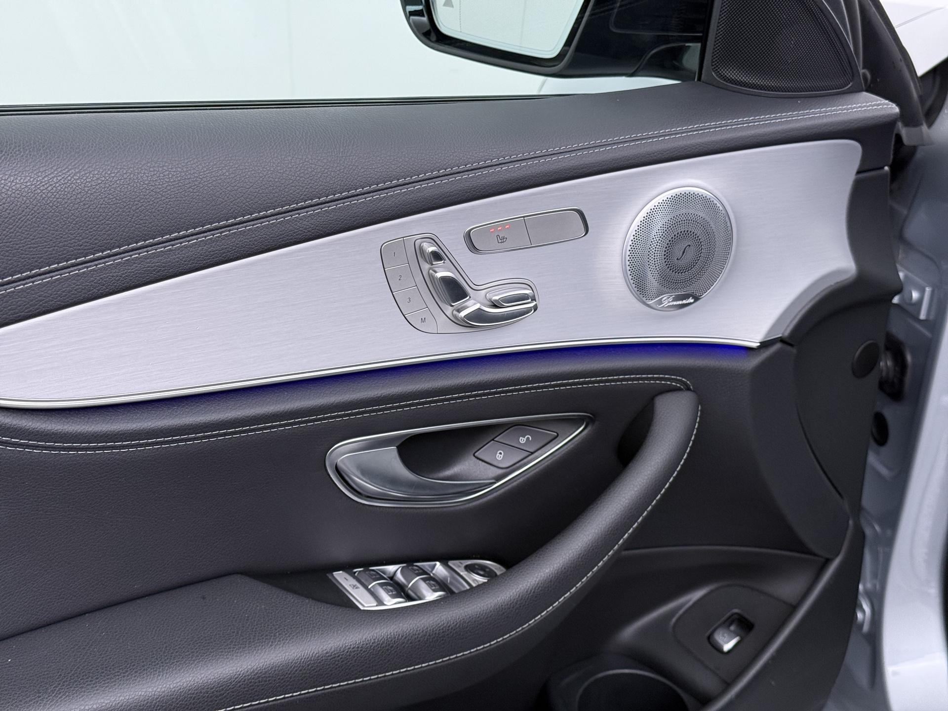 Mercedes-Benz E-Klasse Estate 200 AMG Business Solution 23