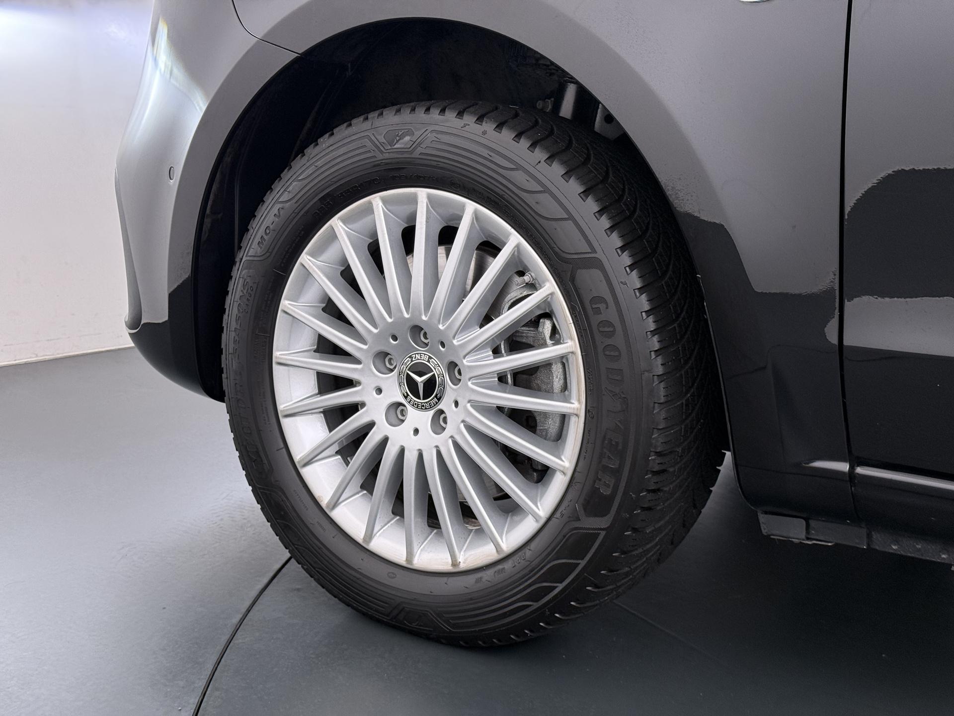 Mercedes-Benz Vito 114 CDI L2 Pro 19