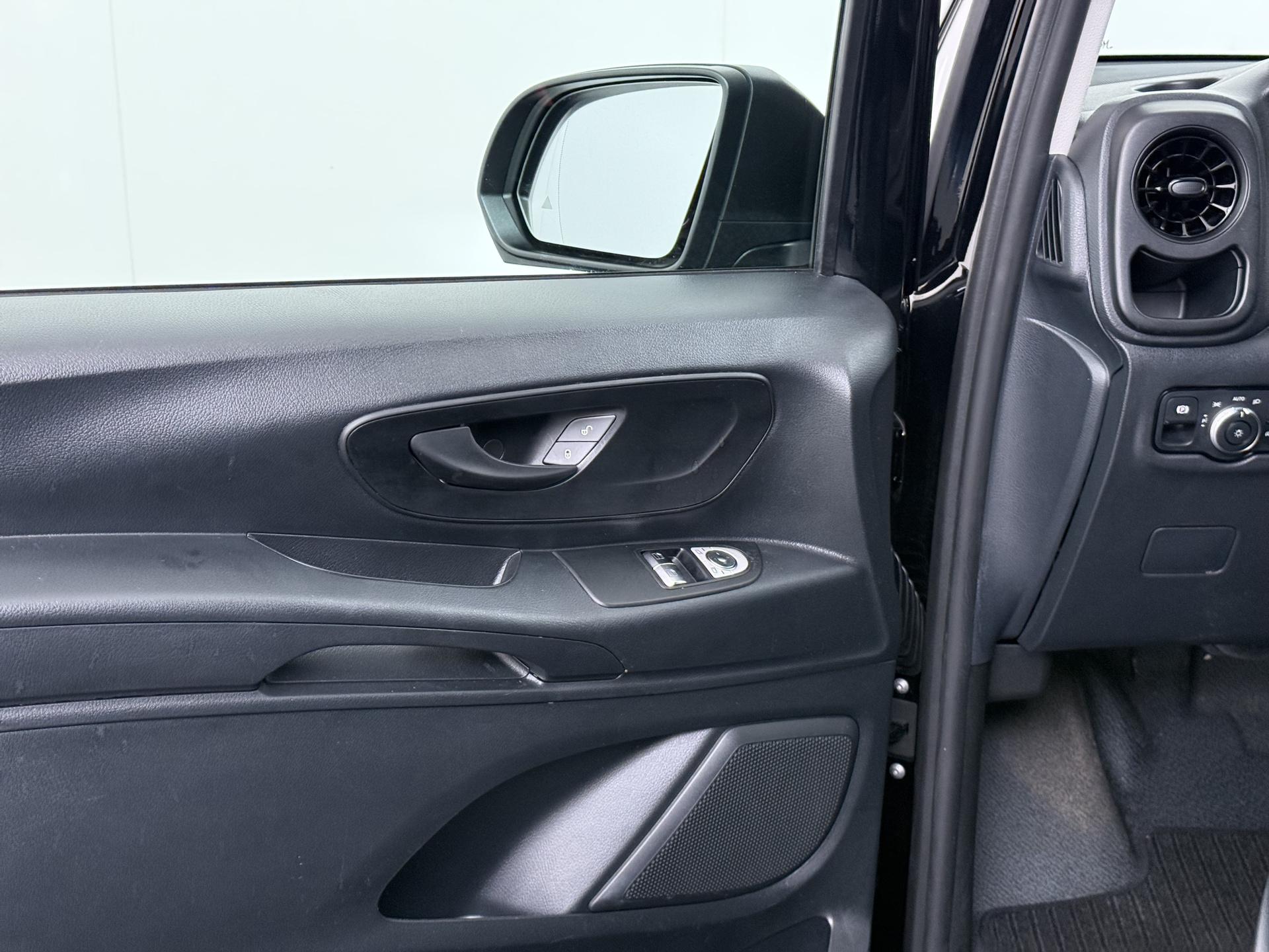 Mercedes-Benz Vito 114 CDI L2 Pro 22