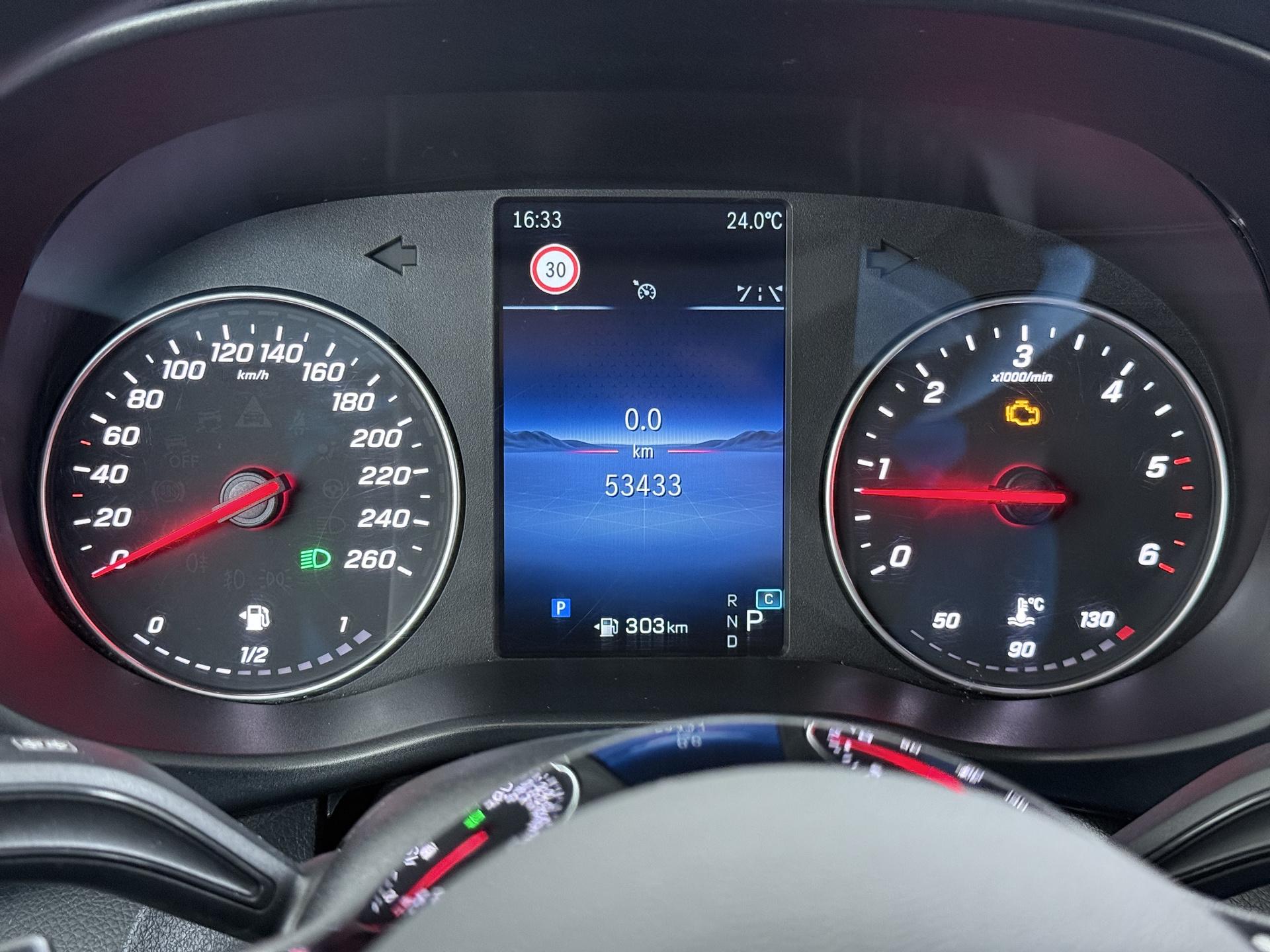 Mercedes-Benz Vito 114 CDI L2 Pro 33