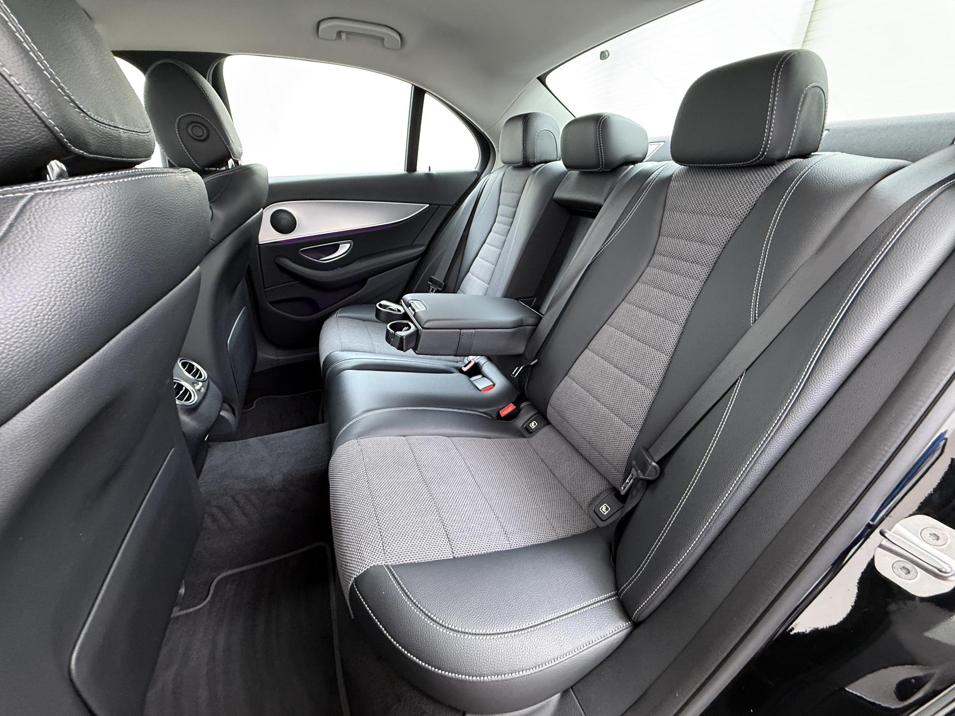 Mercedes-Benz E-Klasse 350 d Ambition 23