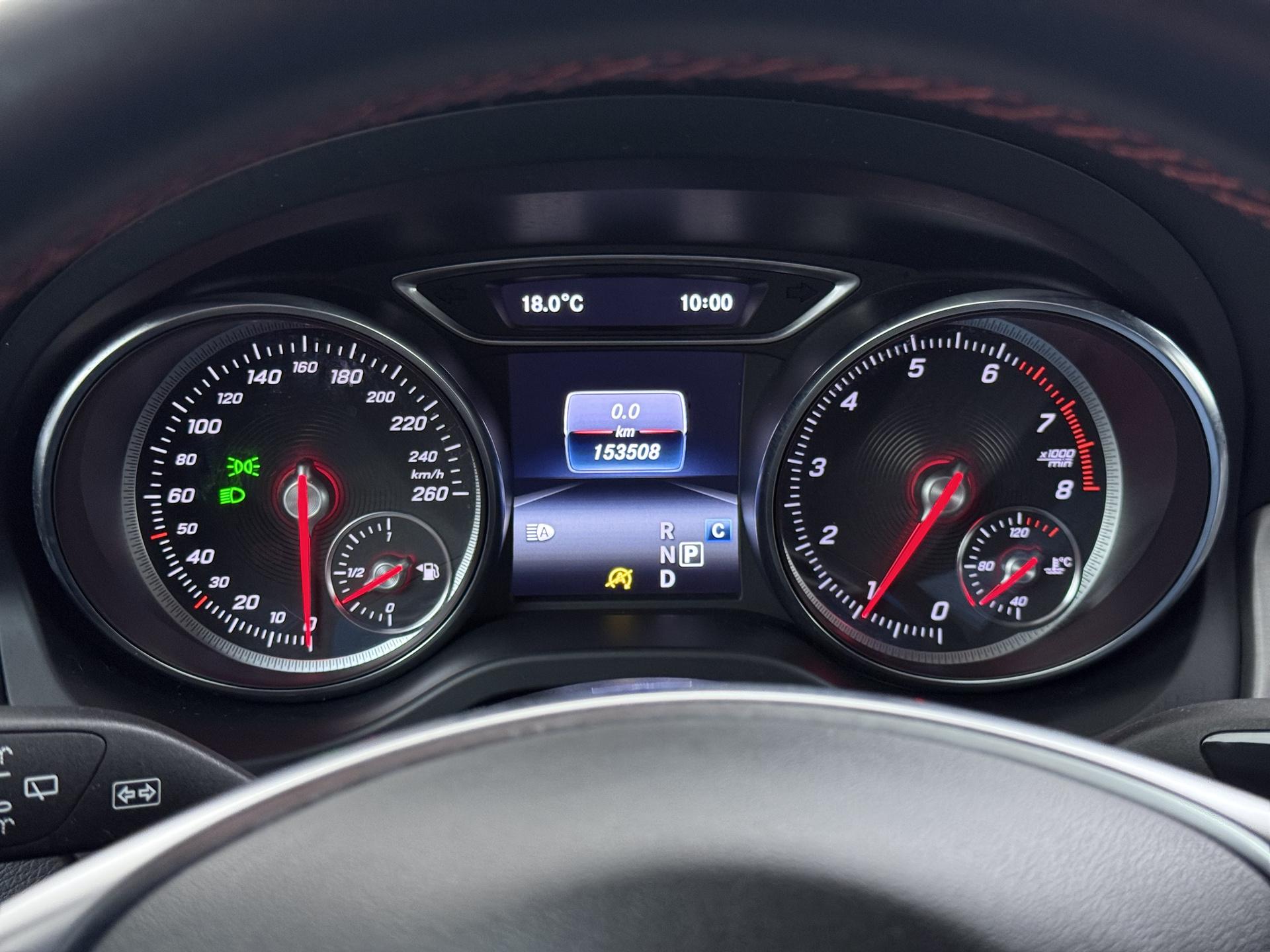 Mercedes-Benz GLA-klasse 180 Business Solution AMG 26