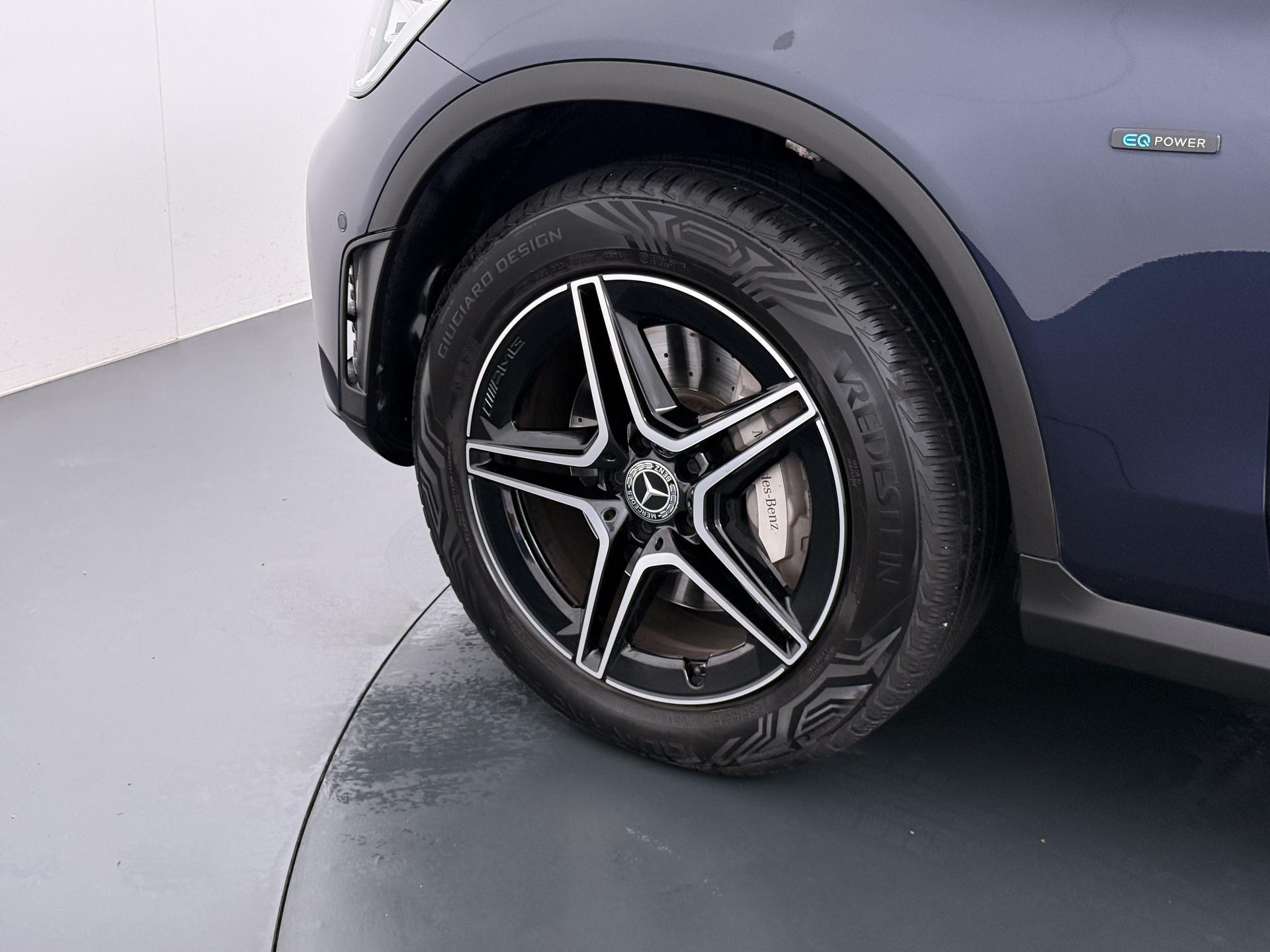 Mercedes-Benz GLC 300e 4MATIC AMG-Line 20
