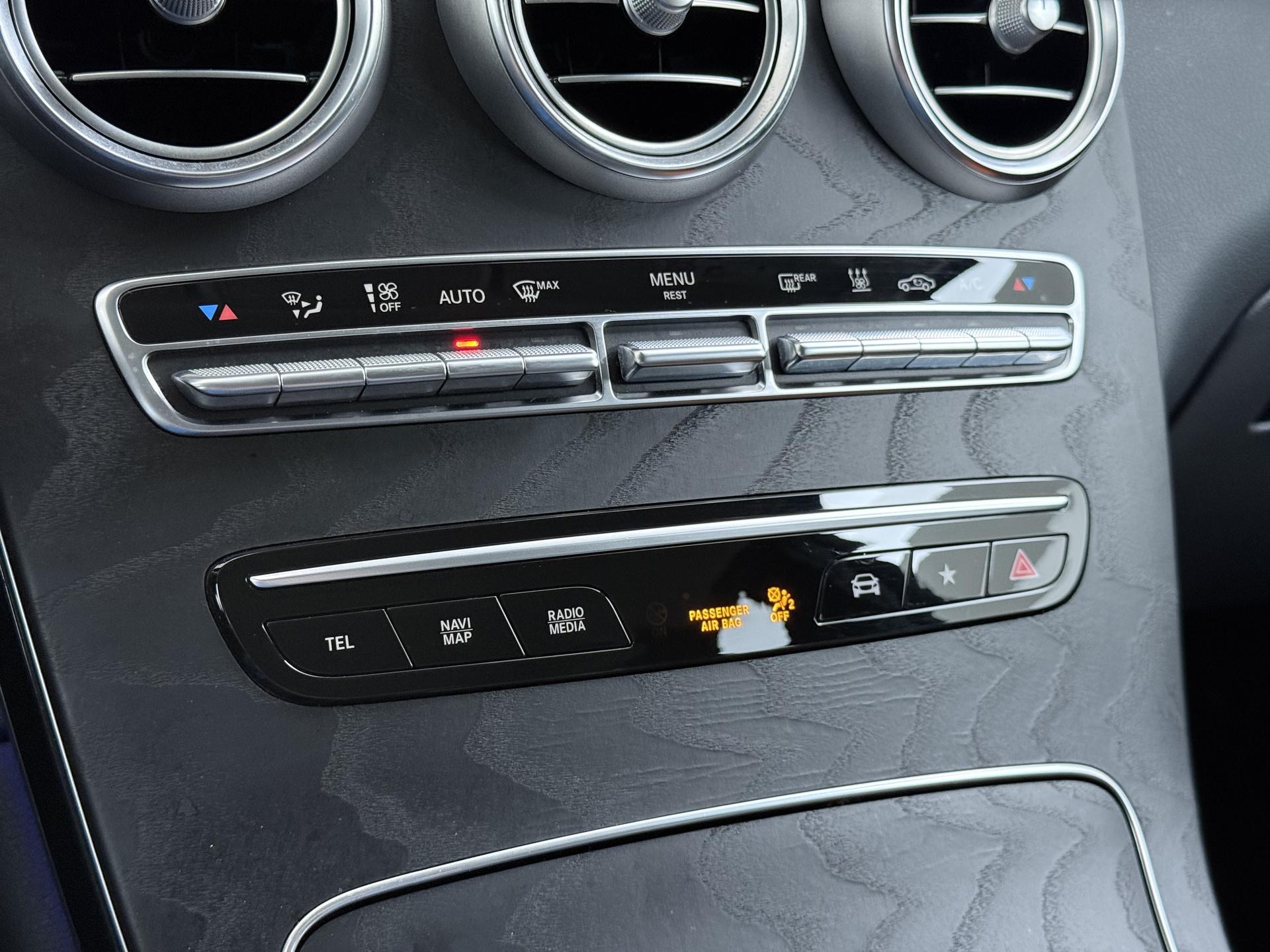 Mercedes-Benz GLC 300e 4MATIC AMG-Line 44