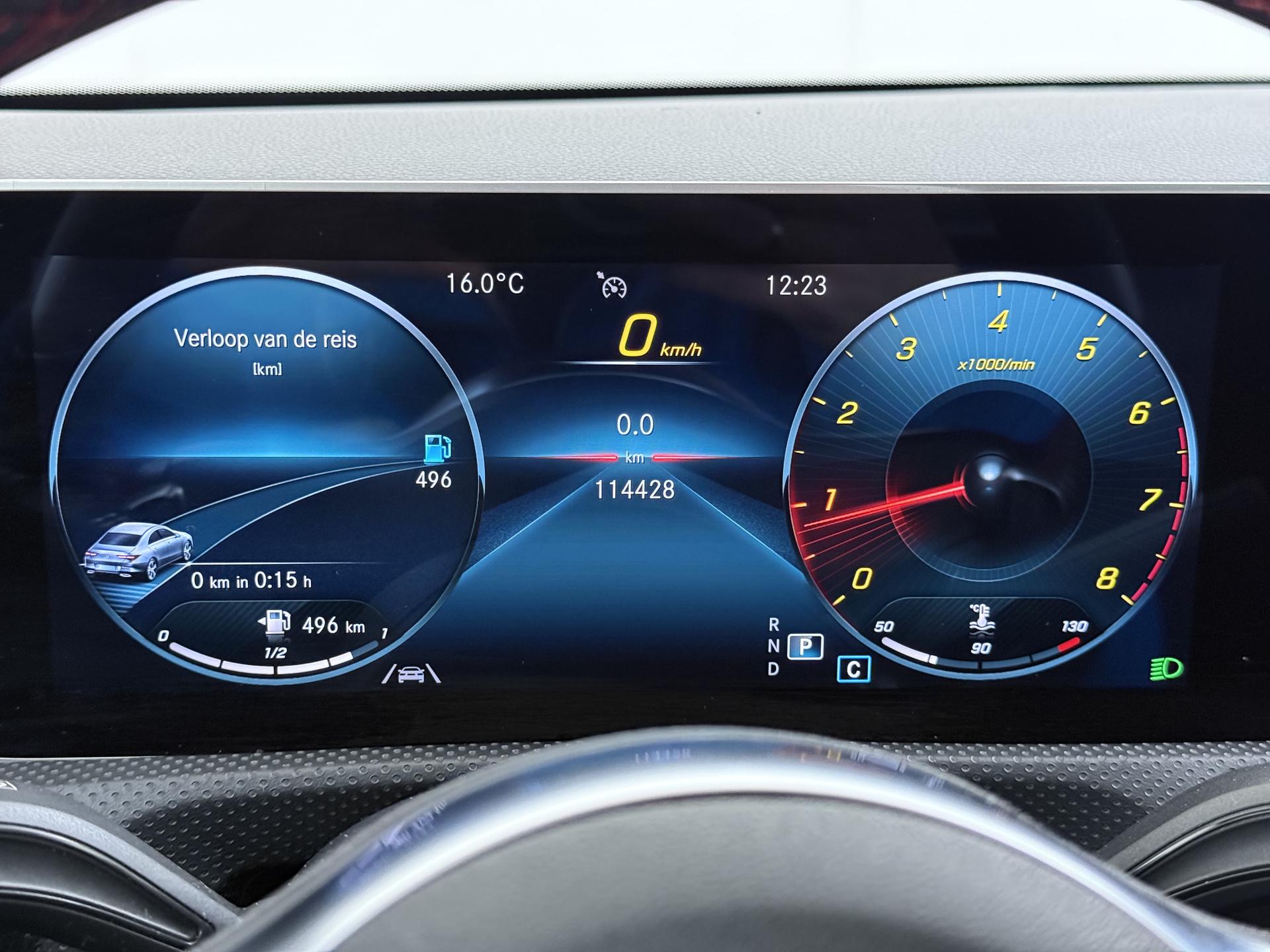 Mercedes-Benz CLA 180 AMG Business Solution 34