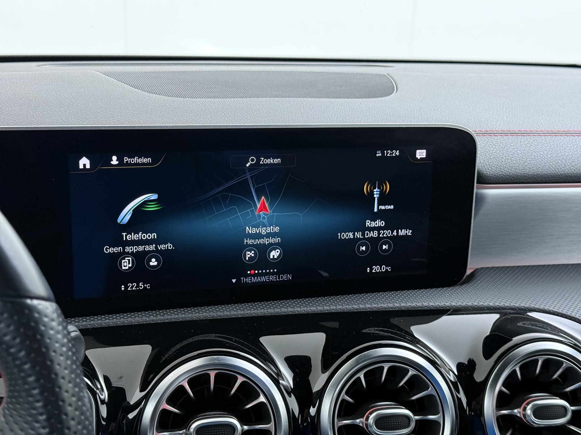 Mercedes-Benz CLA 180 AMG Business Solution 35