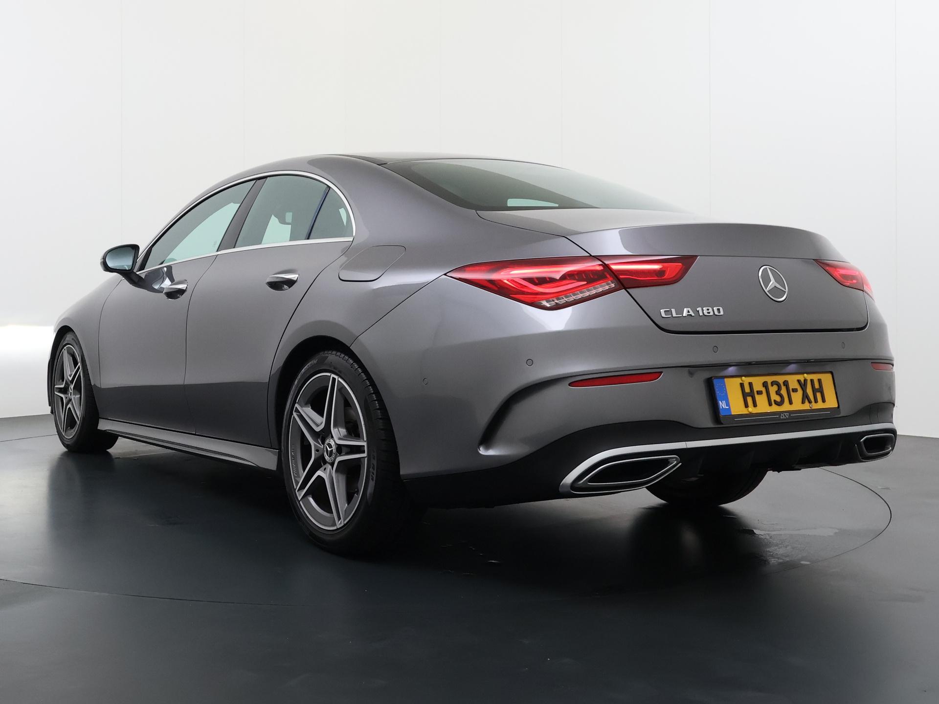 Mercedes-Benz CLA 180 AMG Business Solution 4