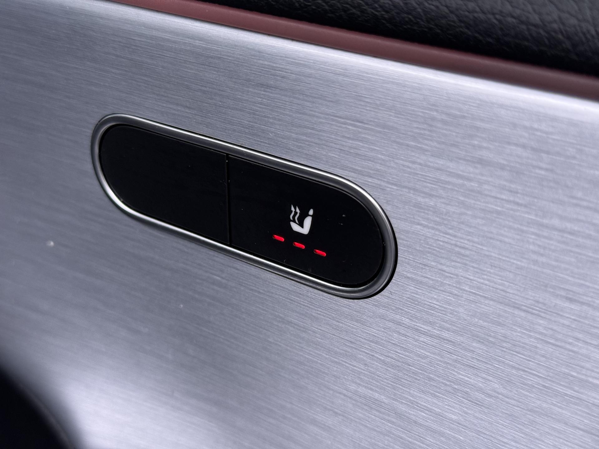 Mercedes-Benz CLA 180 AMG Business Solution 47